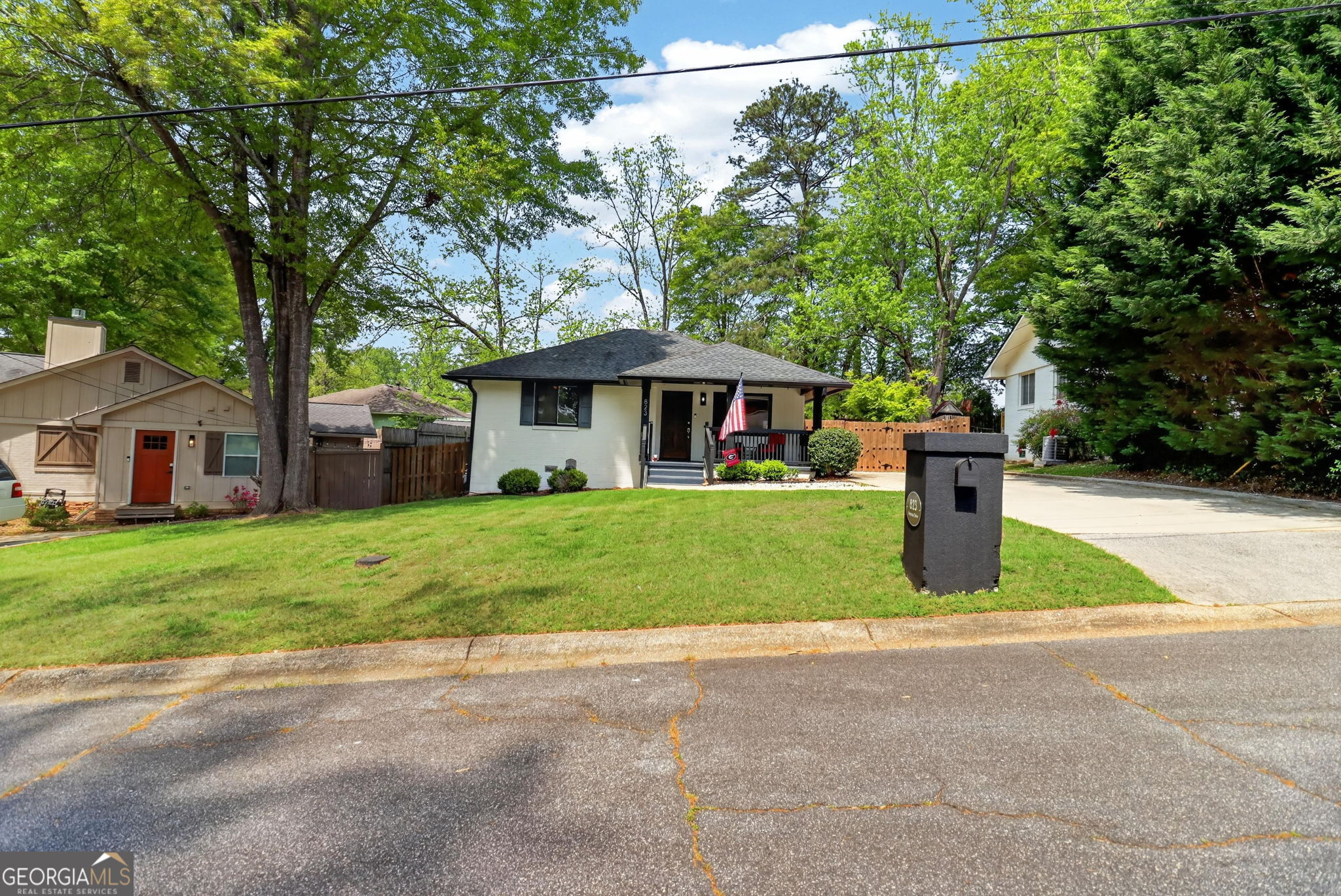 Photo 1 of Single family home for sale at 823 Frances Dr SE, Smyrna, GA 30080 | MLS# 10869492 | Listing updated on 2026-10-08