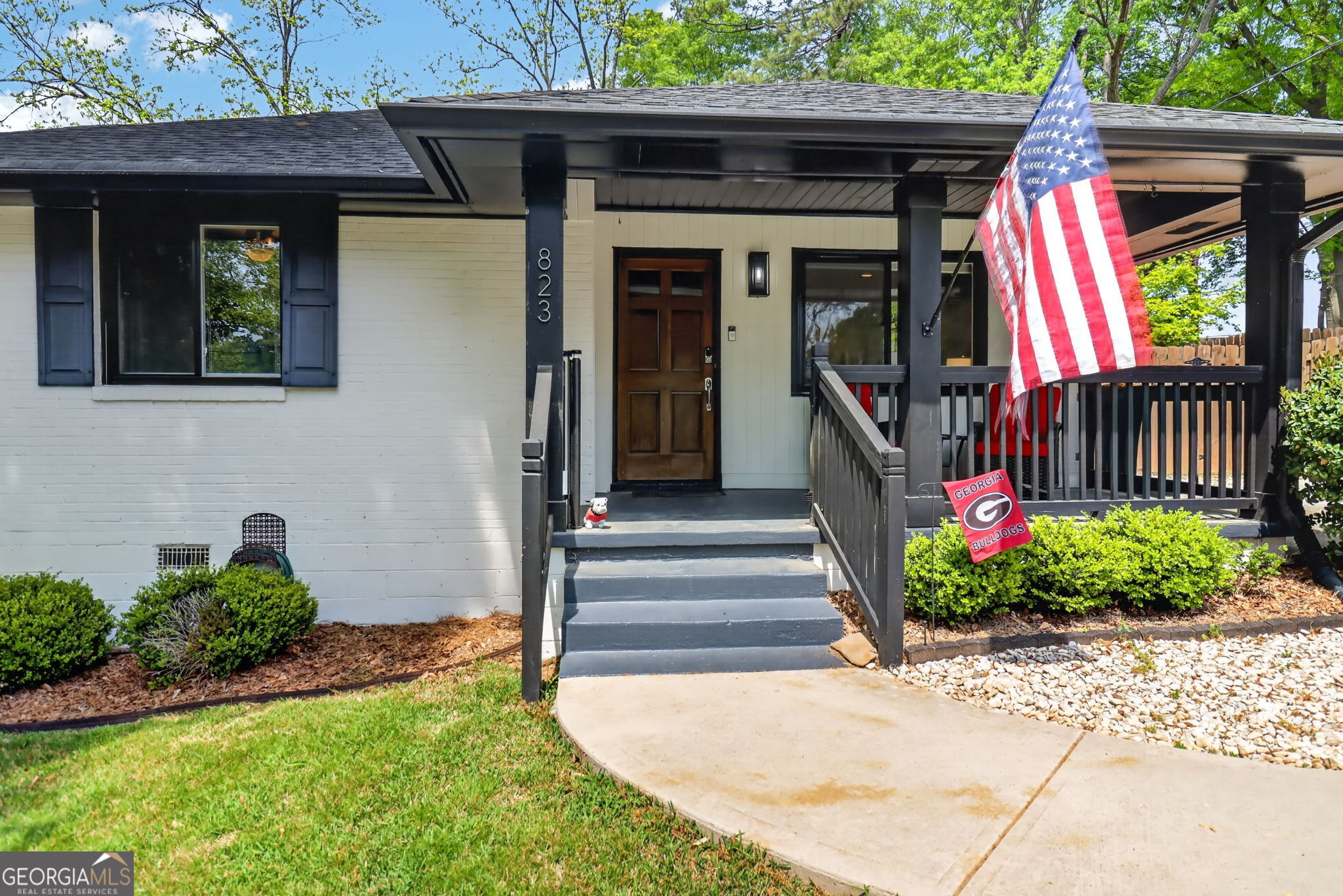 Photo 4 of Single family home for sale at 823 Frances Dr SE, Smyrna, GA 30080 | MLS# 10869492 | Listing updated on 2026-10-08