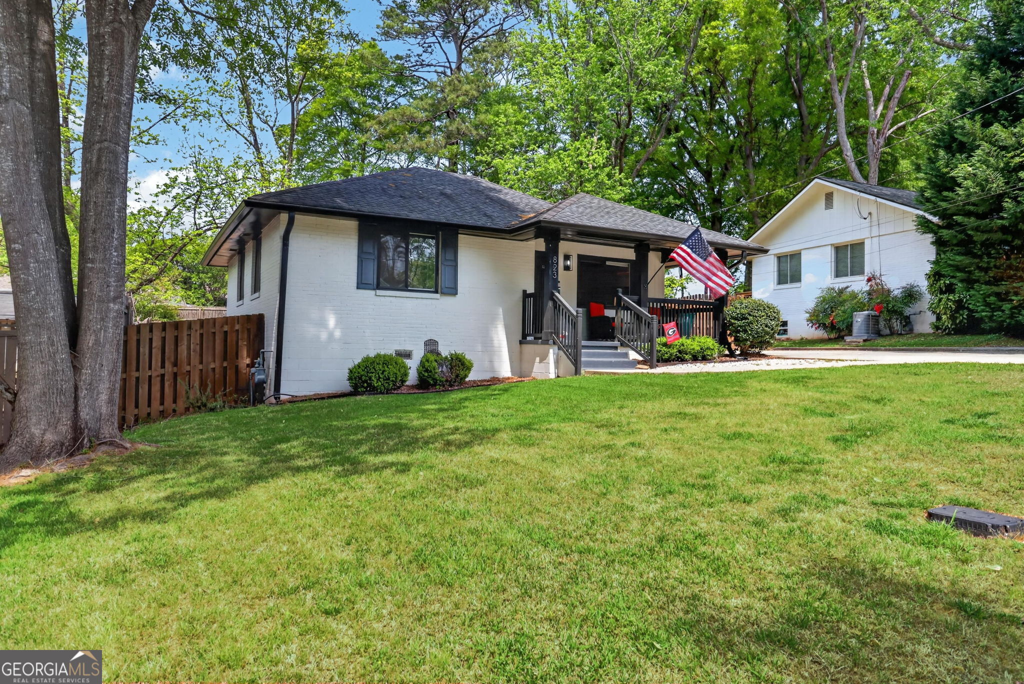 Photo 3 of Single family home for sale at 823 Frances Dr SE, Smyrna, GA 30080 | MLS# 10869492 | Listing updated on 2026-10-08