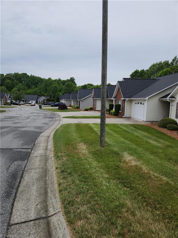 Photo 3 of Single family home for sale at 716 Wynbrook Sq Ln, Winston Salem, NC 27103 | MLS# 1237795 | Listing updated on 2026-10-04