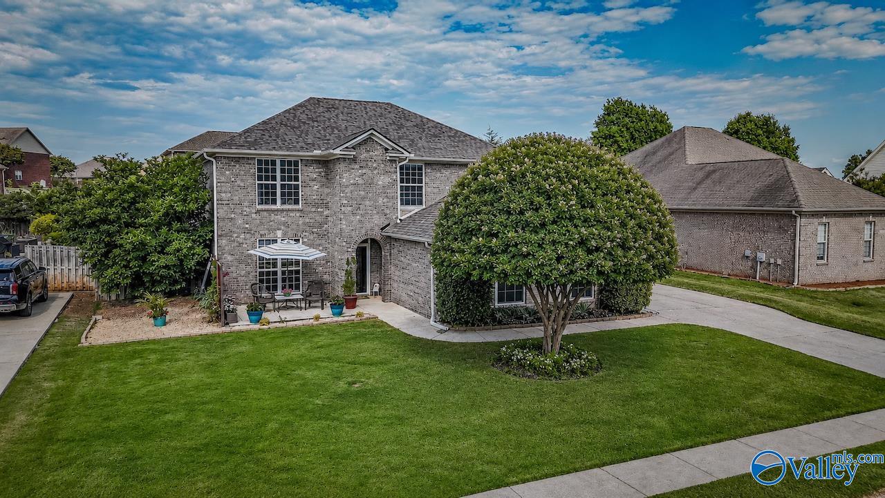 7509 Parktrace Lane SE, Owens Cross Roads AL 35763