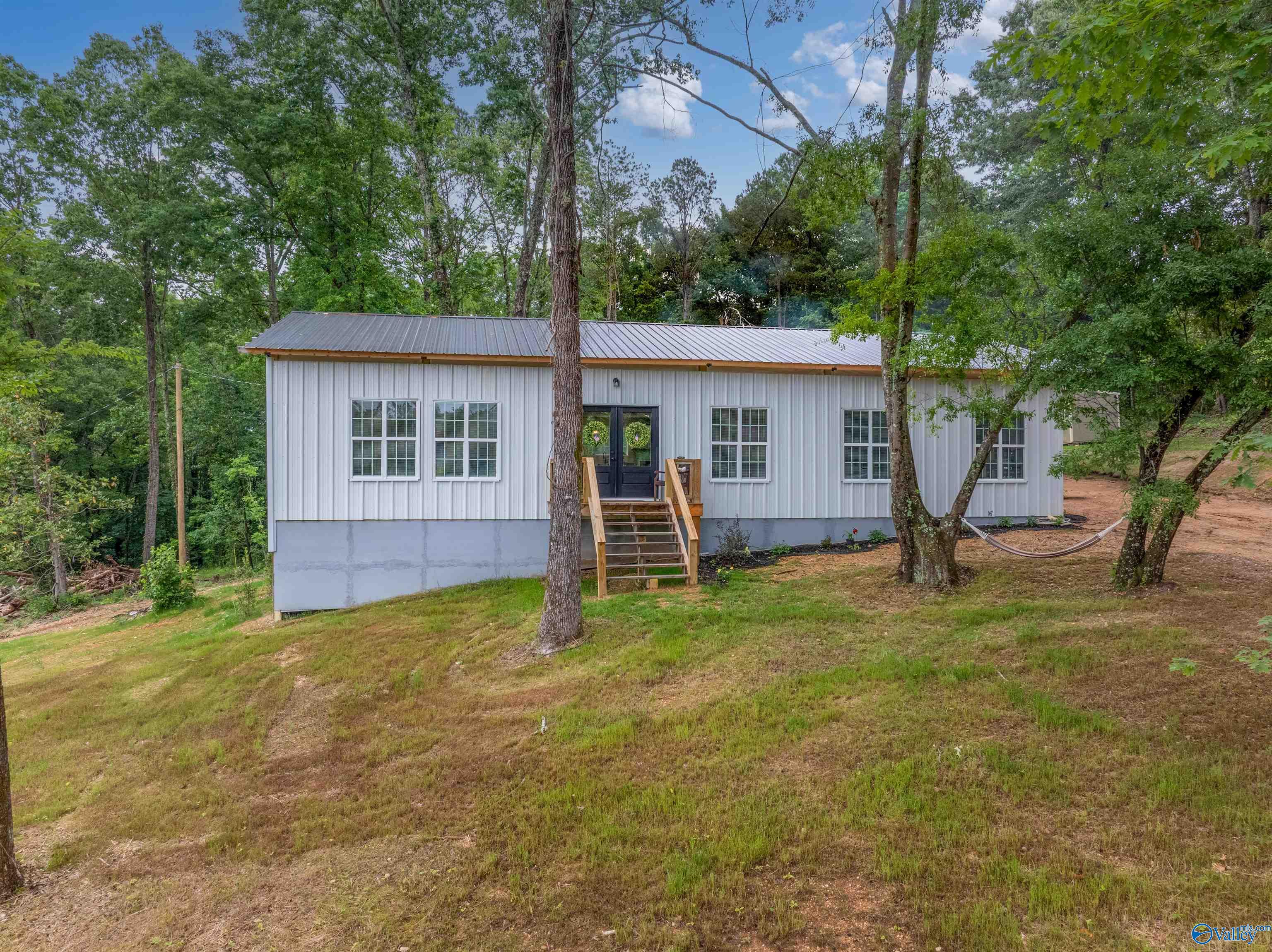 315 Stinson Street, Centre AL 35960