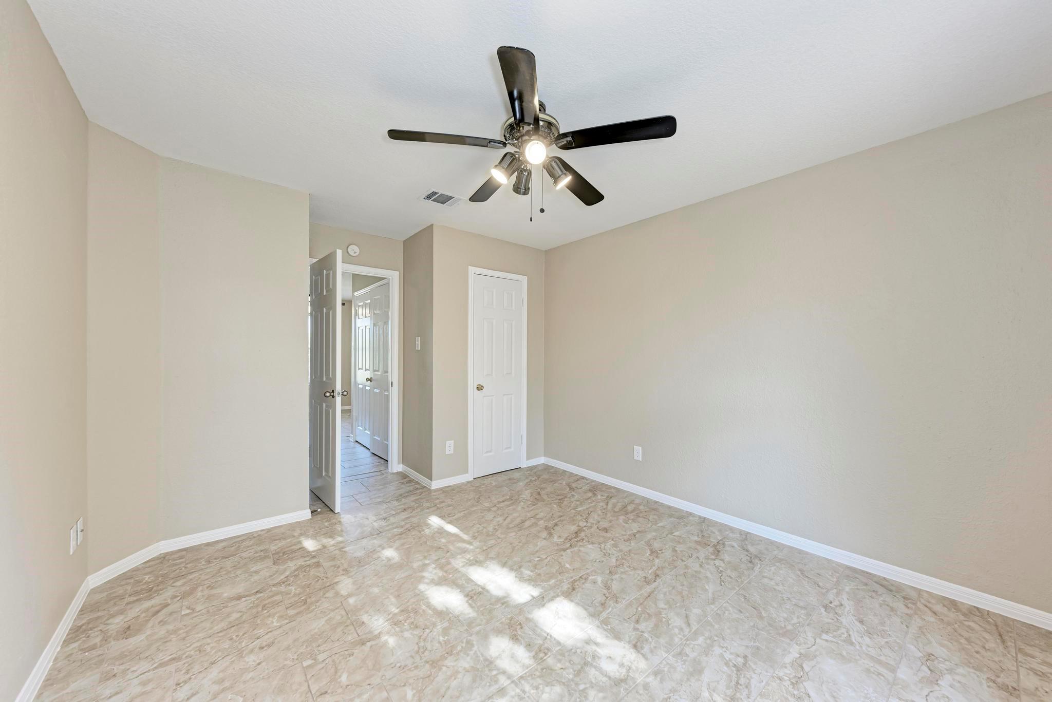 Photo 9 of 2351 Wright CIR, Round Rock TX 78664