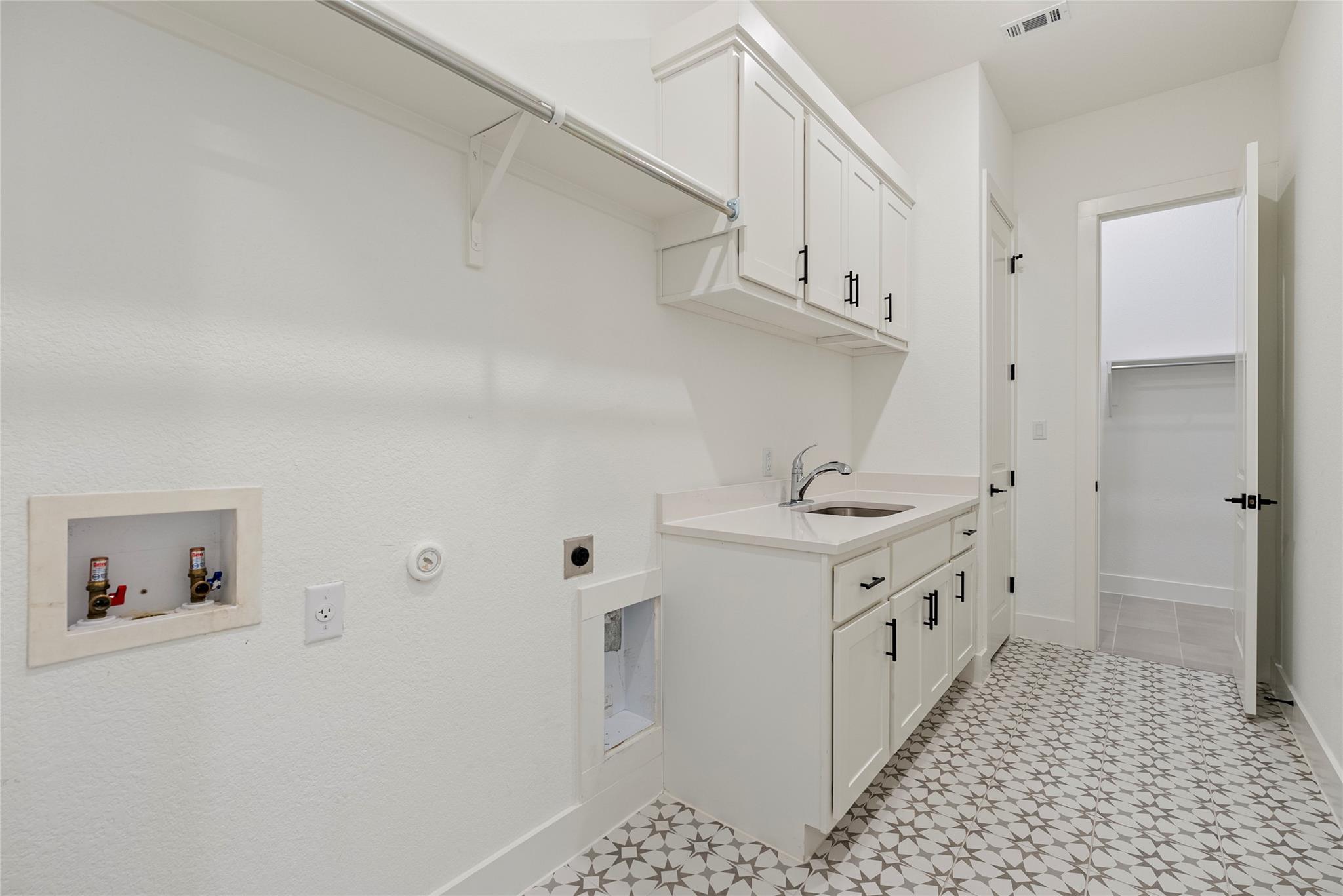 Photo 19 of 121 Running Bird RD, Austin TX 78737