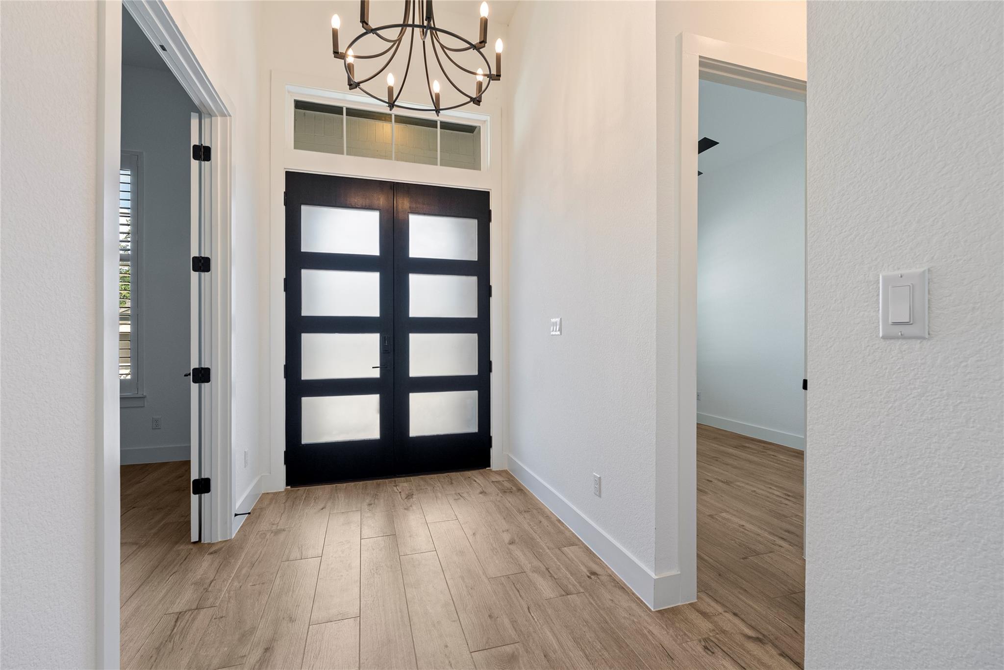 Photo 4 of 121 Running Bird RD, Austin TX 78737