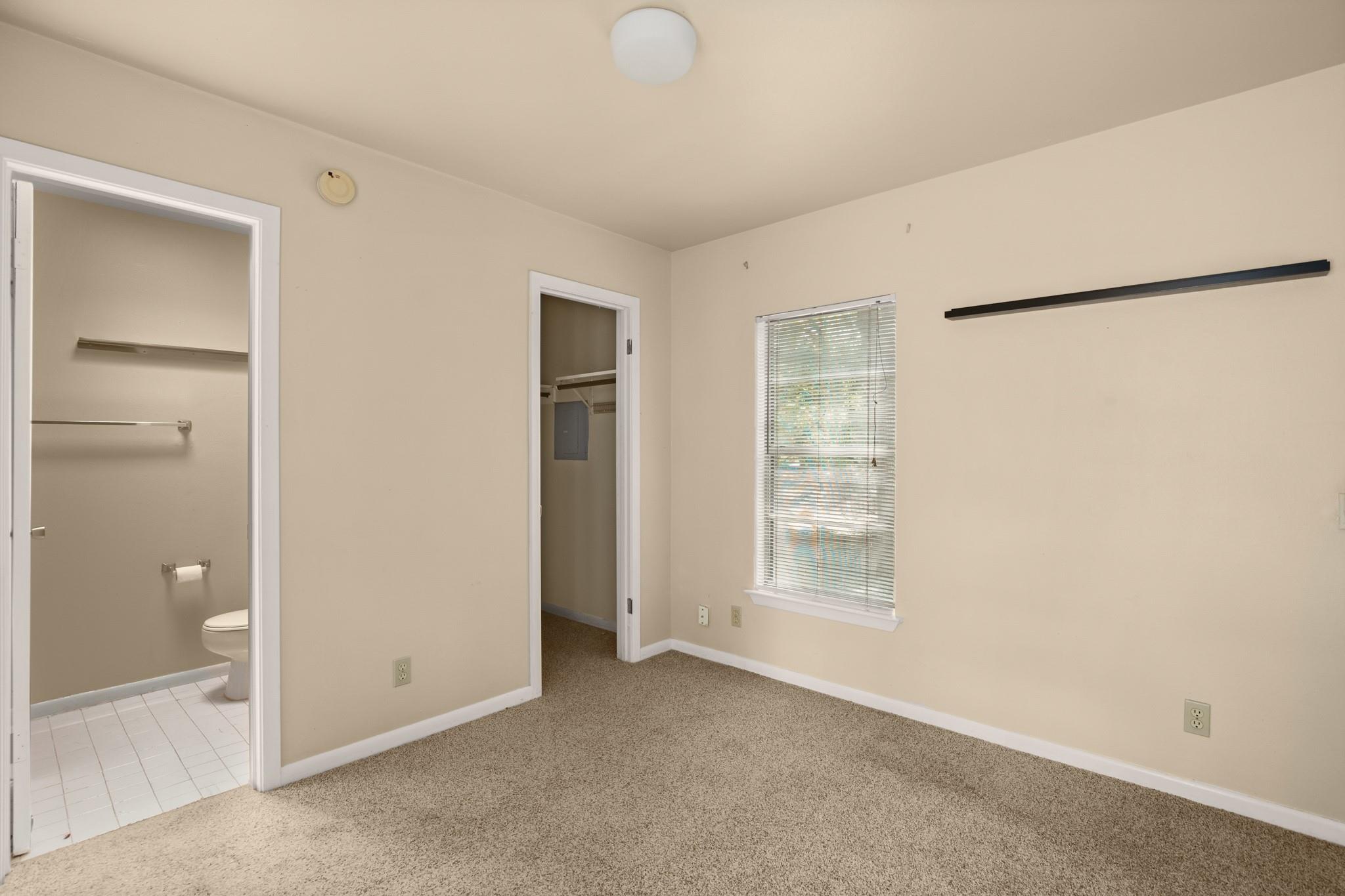 Photo 9 of 3302 Hemlock Ave # B, Austin TX 78722