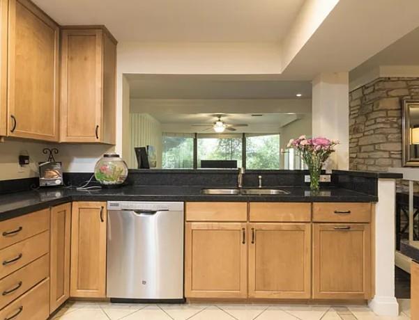 Photo 4 of 157 World Of Tennis SQ # 168, Lakeway TX 78738