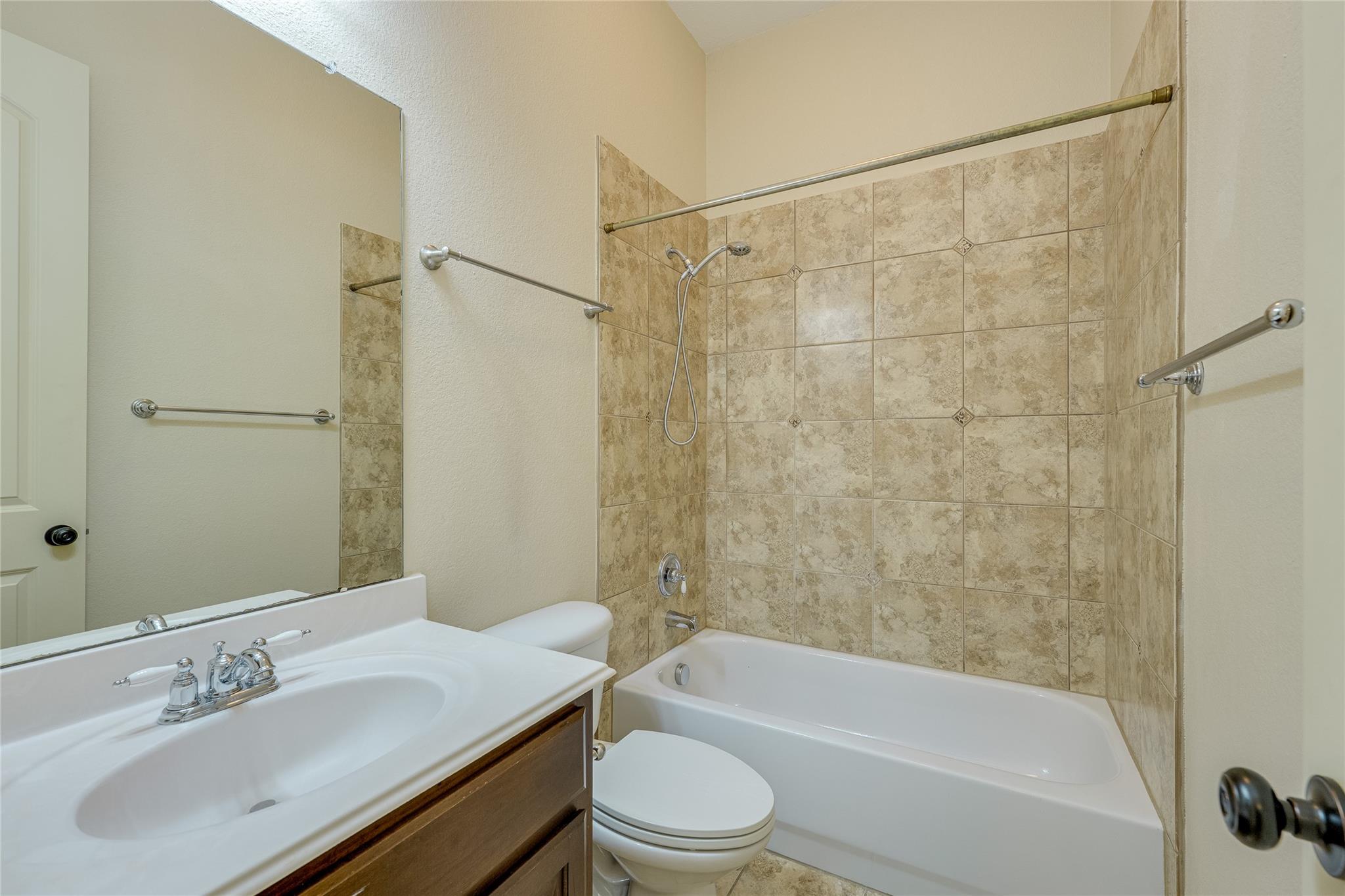 10804 Enclave Vista CV, Austin TX 78730