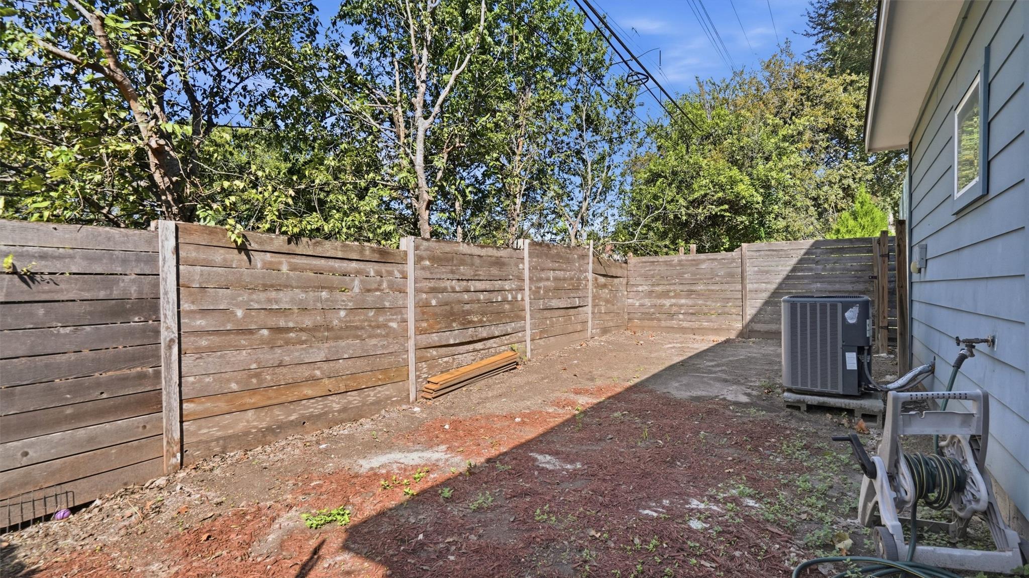 5000 Lansing DR # 2, Austin TX 78745