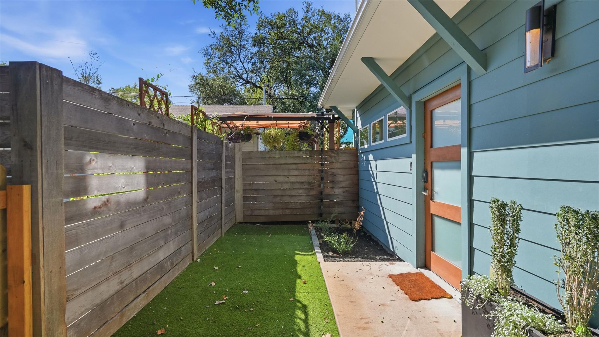 5000 Lansing DR # 2, Austin TX 78745