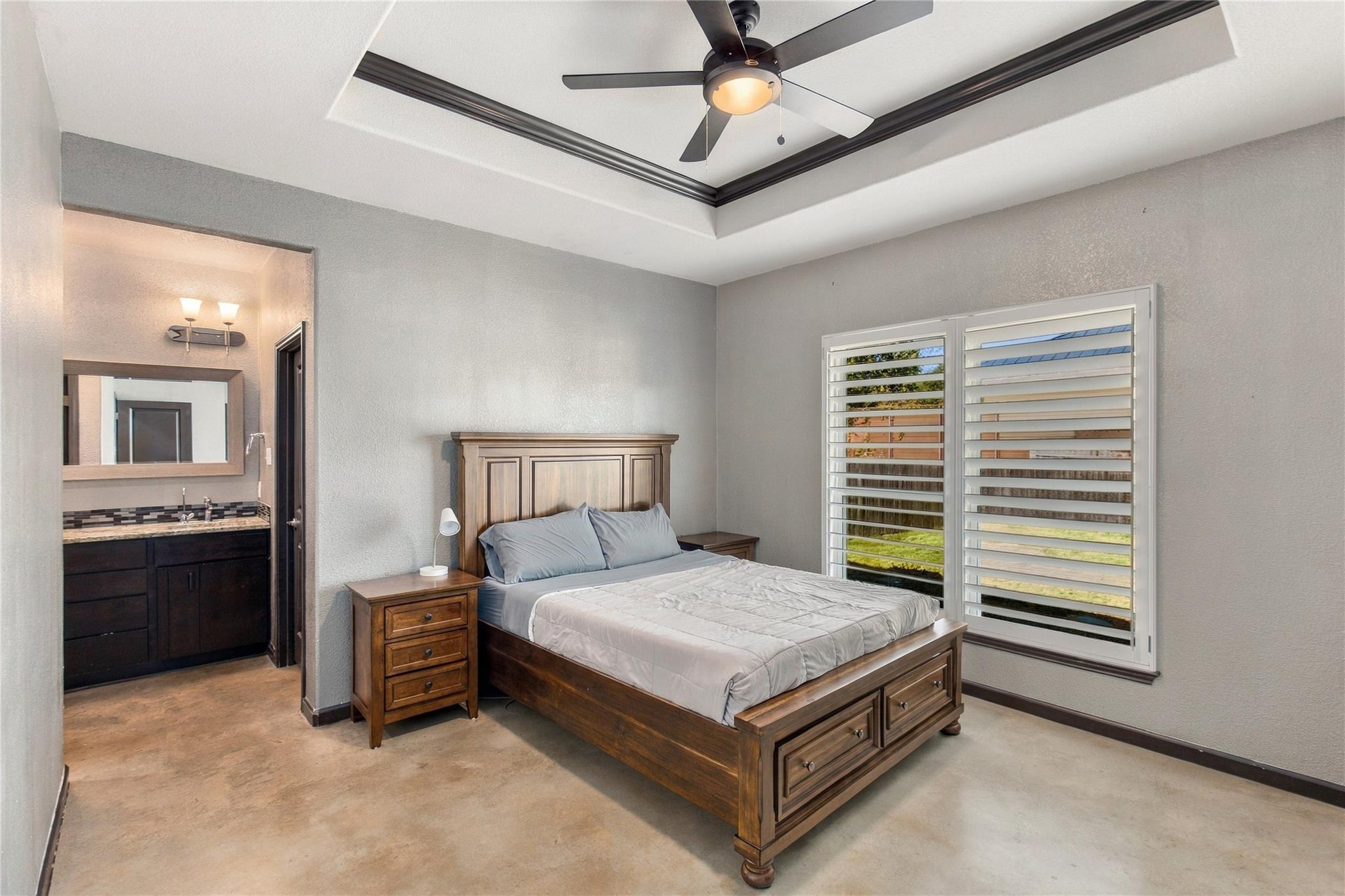 Photo 18 of 5206 CREE LN, Austin TX 78734
