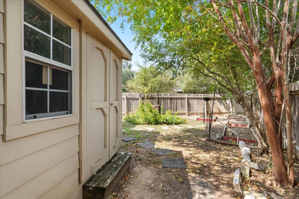 4504 Wild Dunes CT, Austin TX 78747