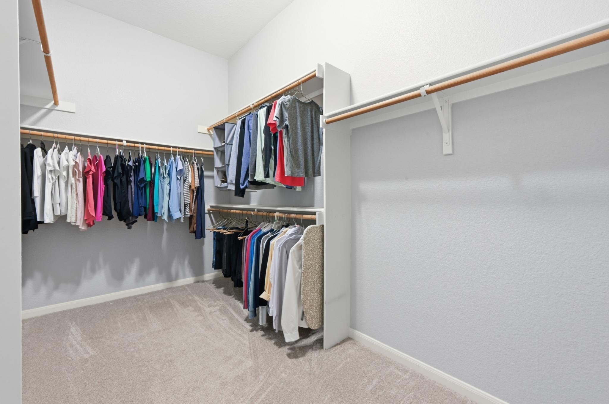 6413 York Bridge CIR, Austin TX 78749