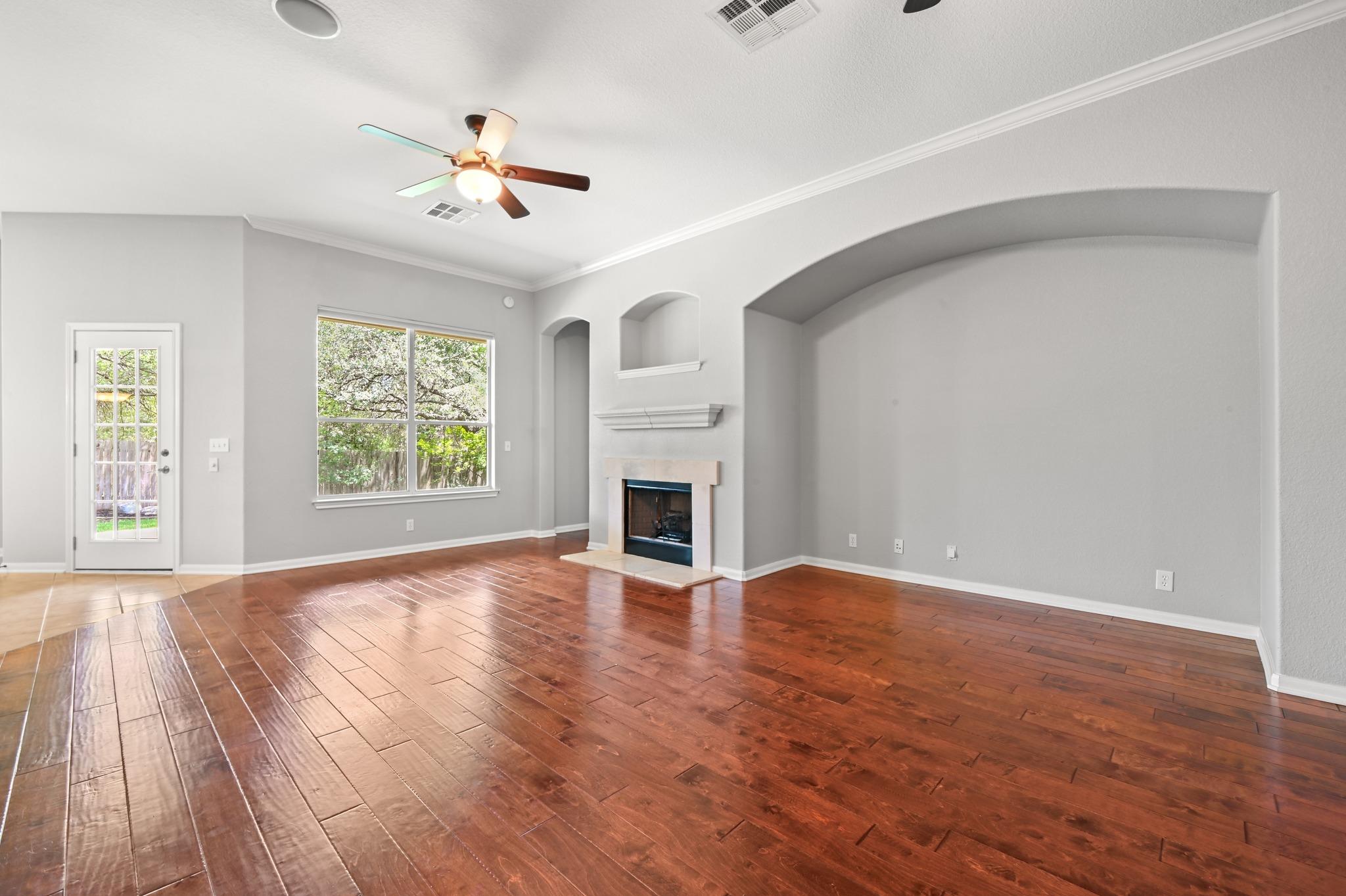 6413 York Bridge CIR, Austin TX 78749