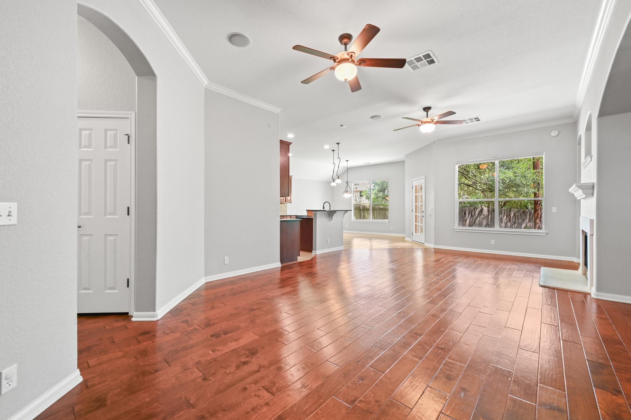 6413 York Bridge CIR, Austin TX 78749