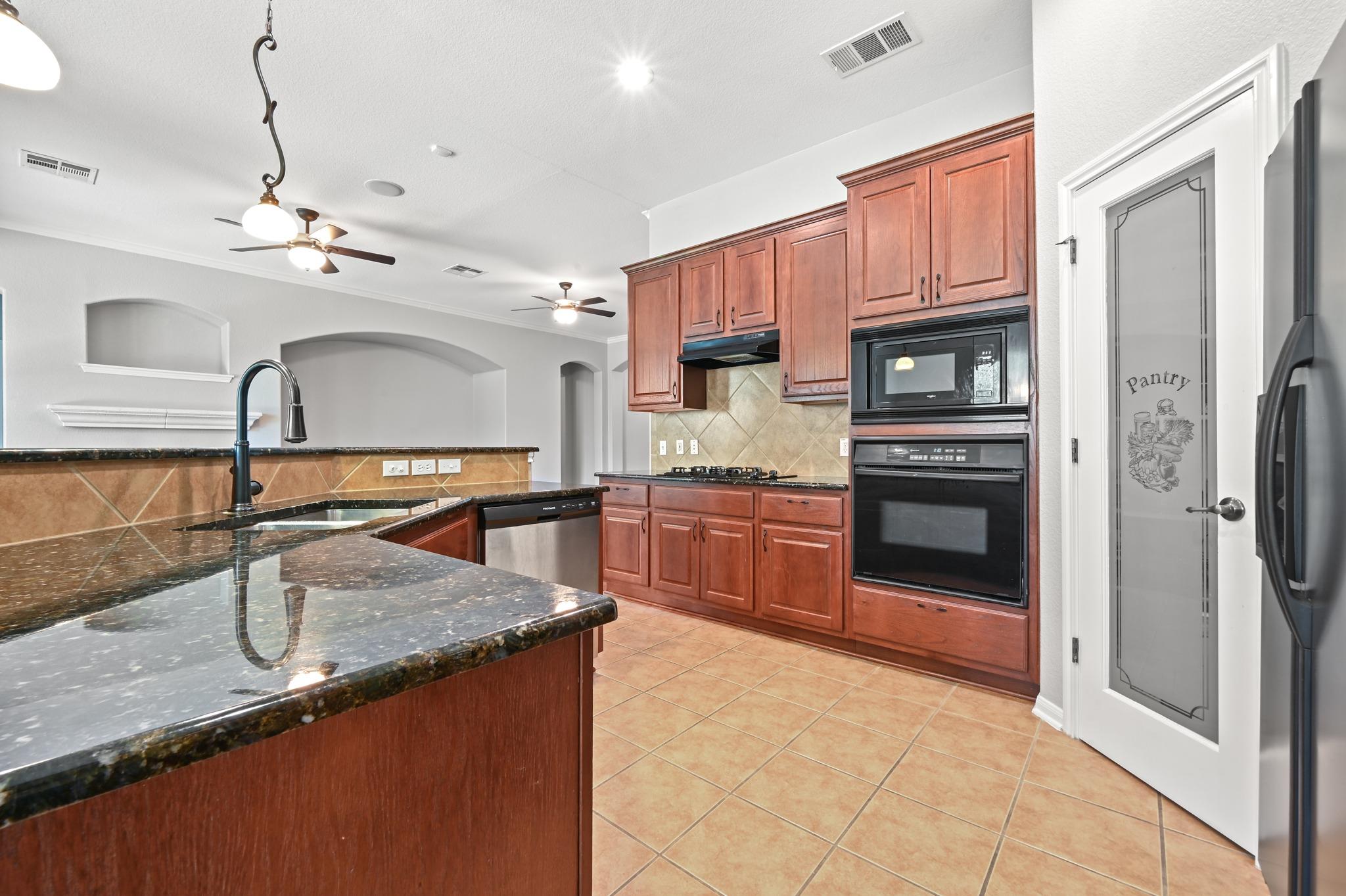 6413 York Bridge CIR, Austin TX 78749