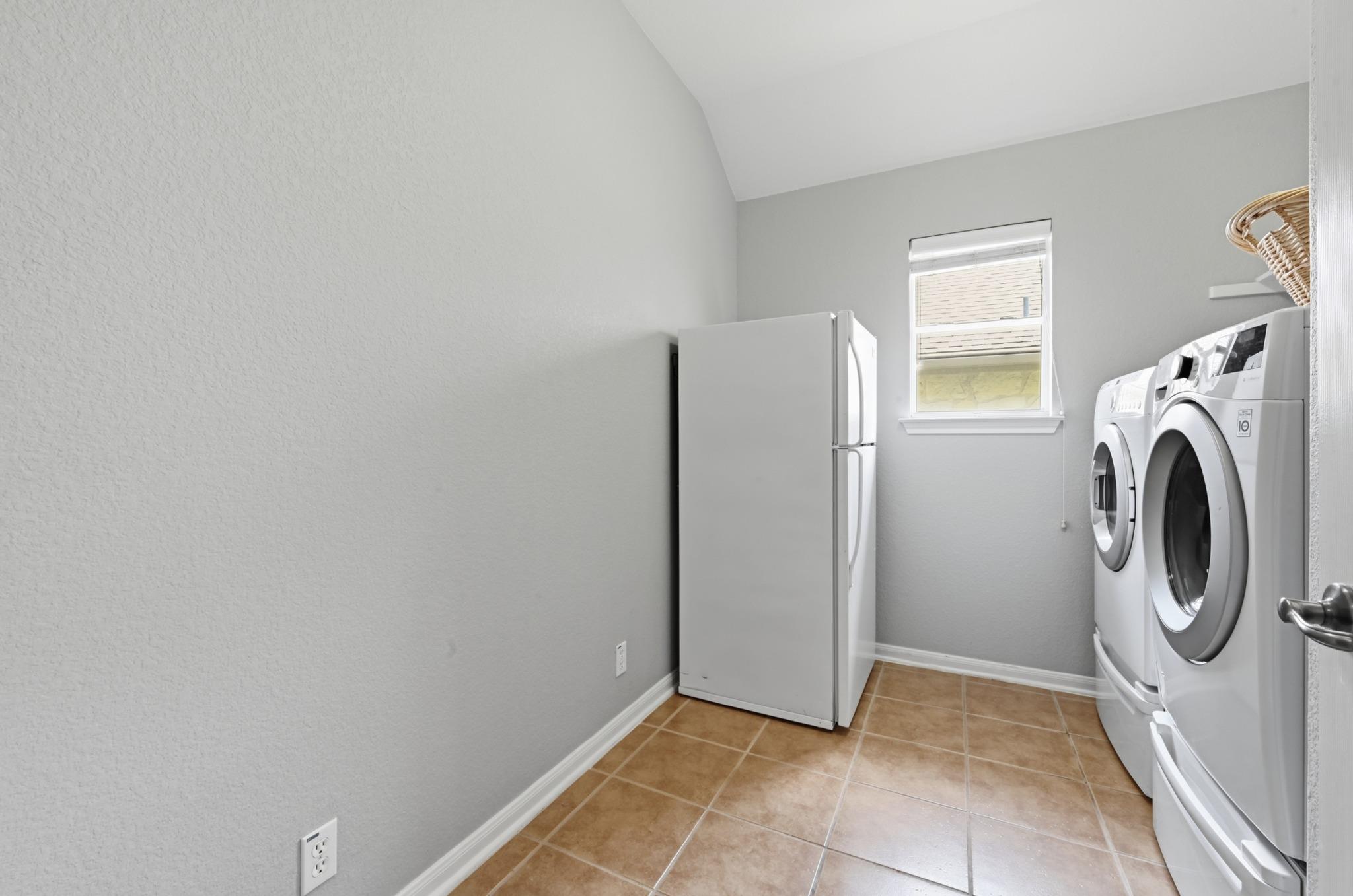 6413 York Bridge CIR, Austin TX 78749