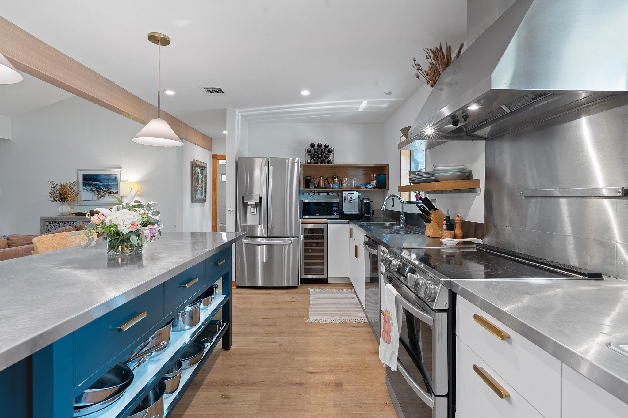 12904 Trailwood RD, Austin TX 78727