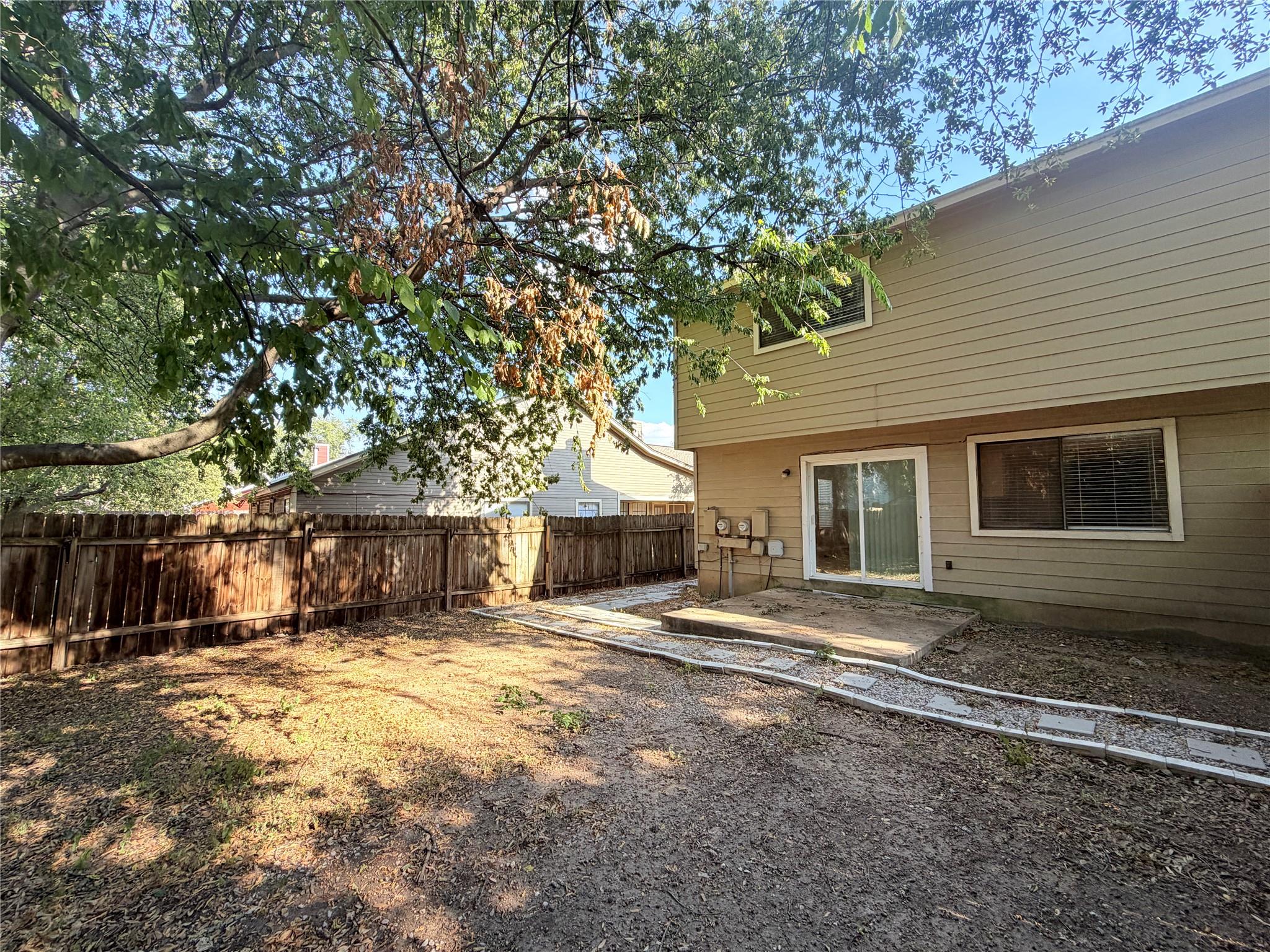 Photo 33 of 8806 Cainwood LN # B, Austin TX 78729