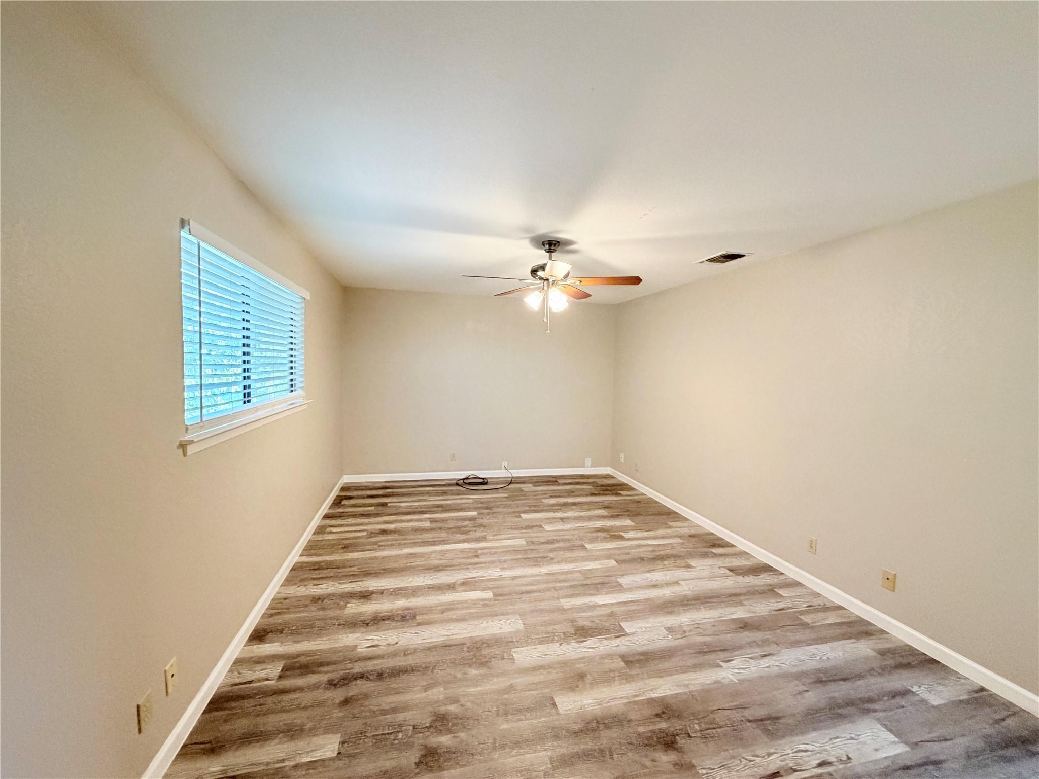 Photo 19 of 8806 Cainwood LN # B, Austin TX 78729