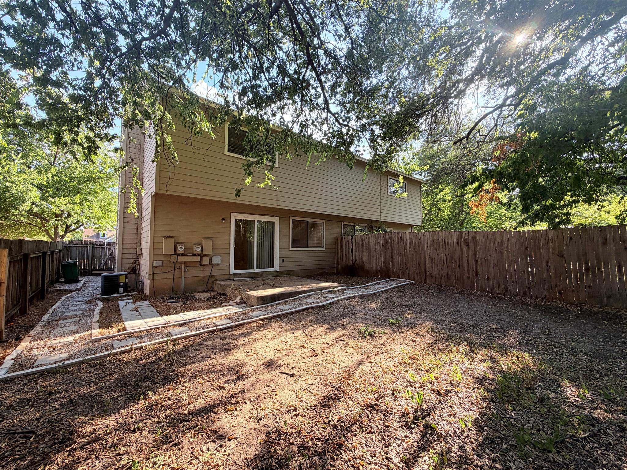 Photo 35 of 8806 Cainwood LN # B, Austin TX 78729