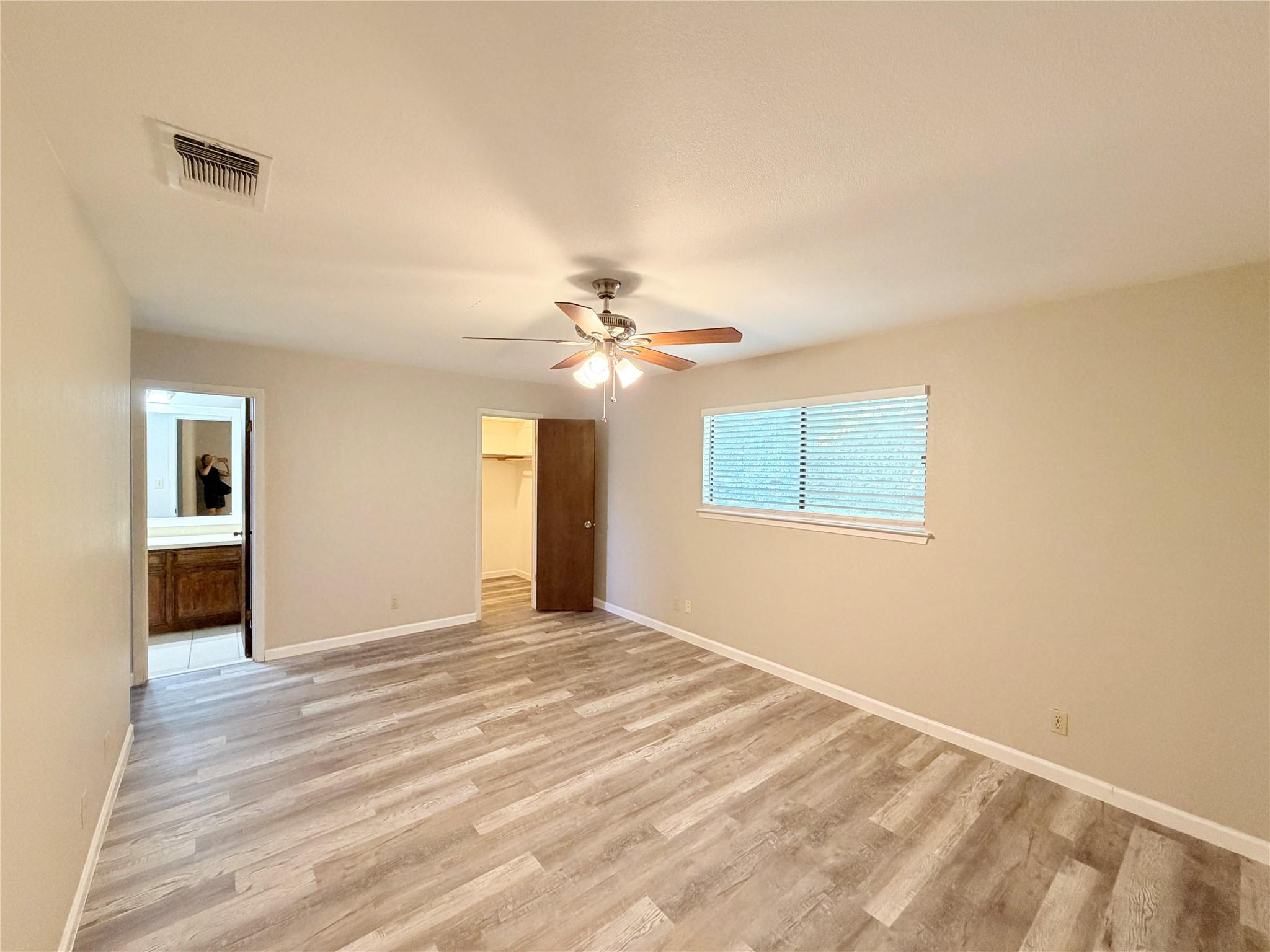 Photo 21 of 8806 Cainwood LN # B, Austin TX 78729