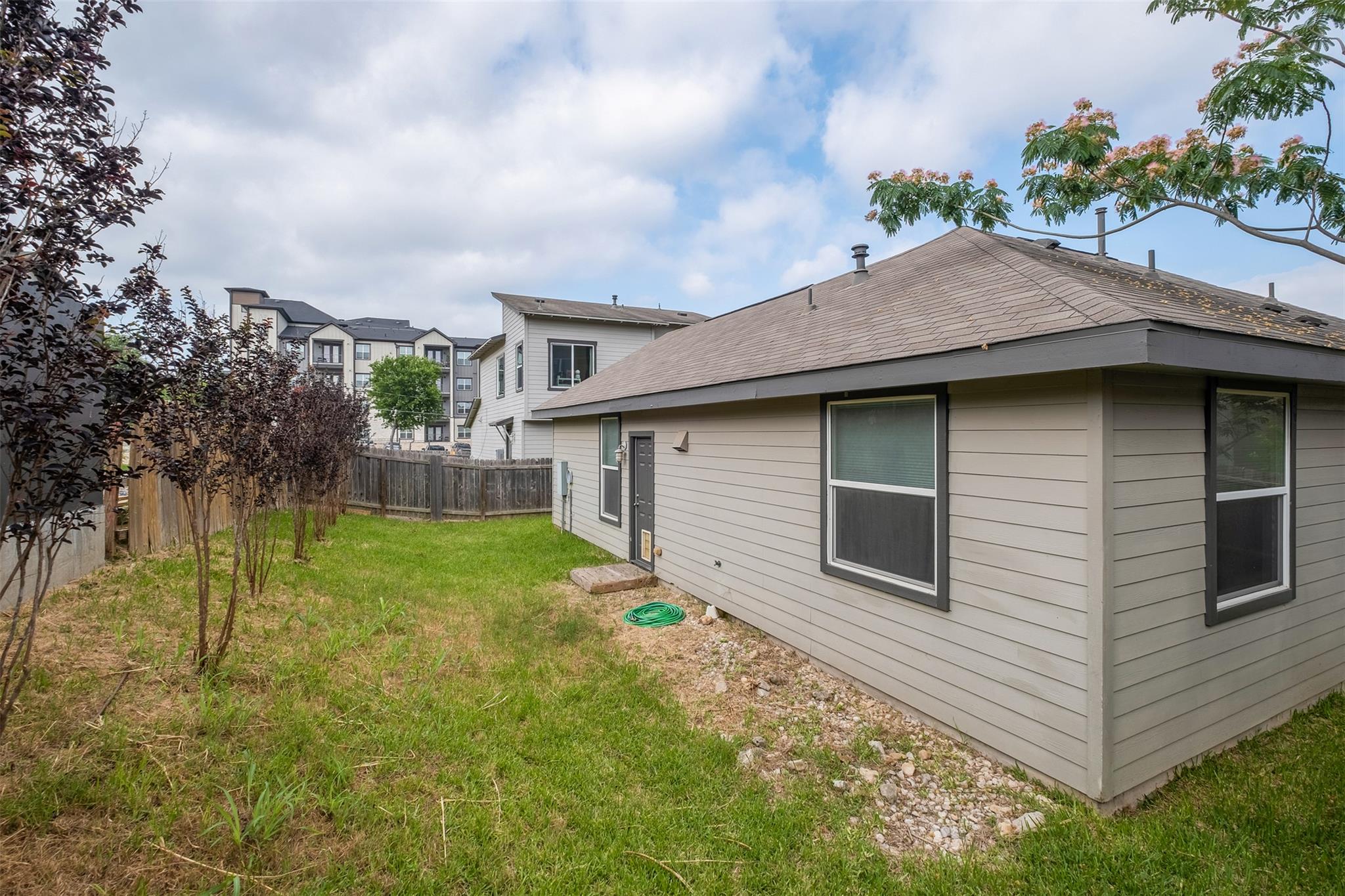 6404 Carson RDG # B, Austin TX 78741