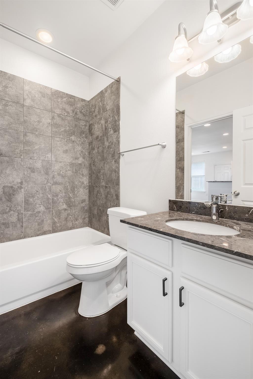 6404 Carson RDG # B, Austin TX 78741