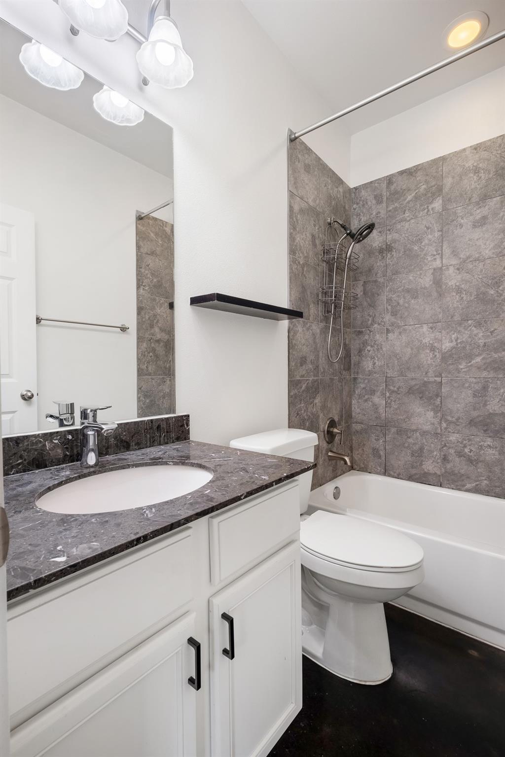 6404 Carson RDG # B, Austin TX 78741