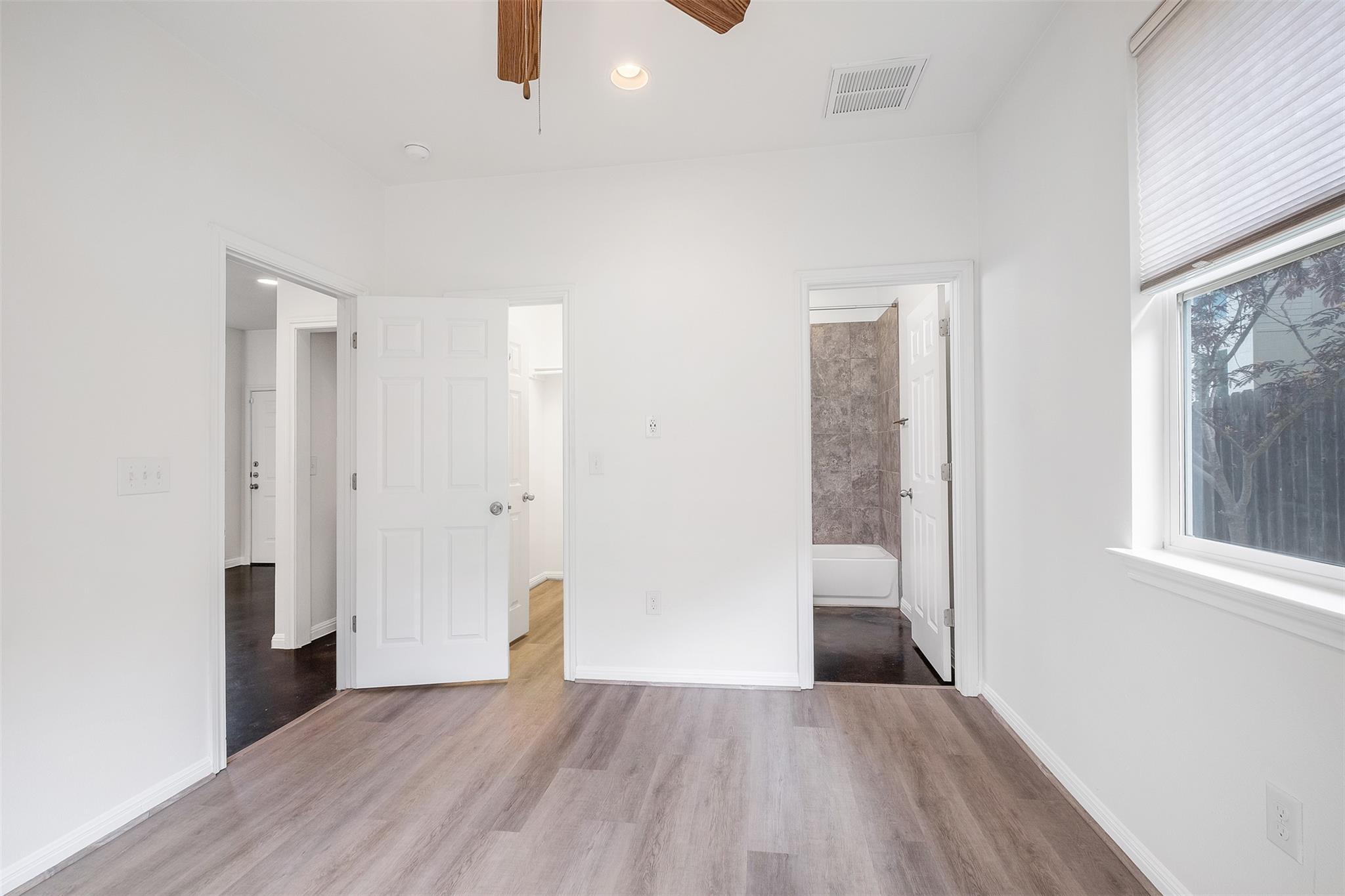 6404 Carson RDG # B, Austin TX 78741