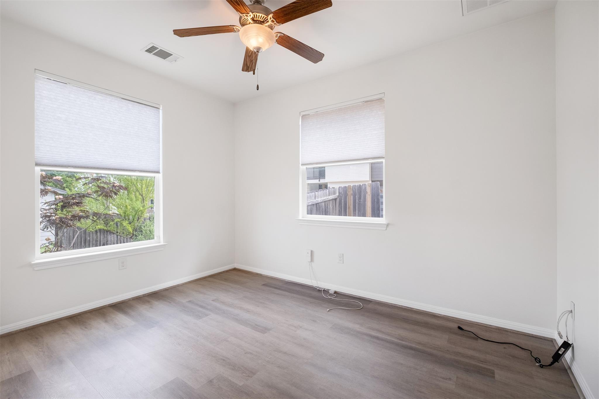 6404 Carson RDG # B, Austin TX 78741