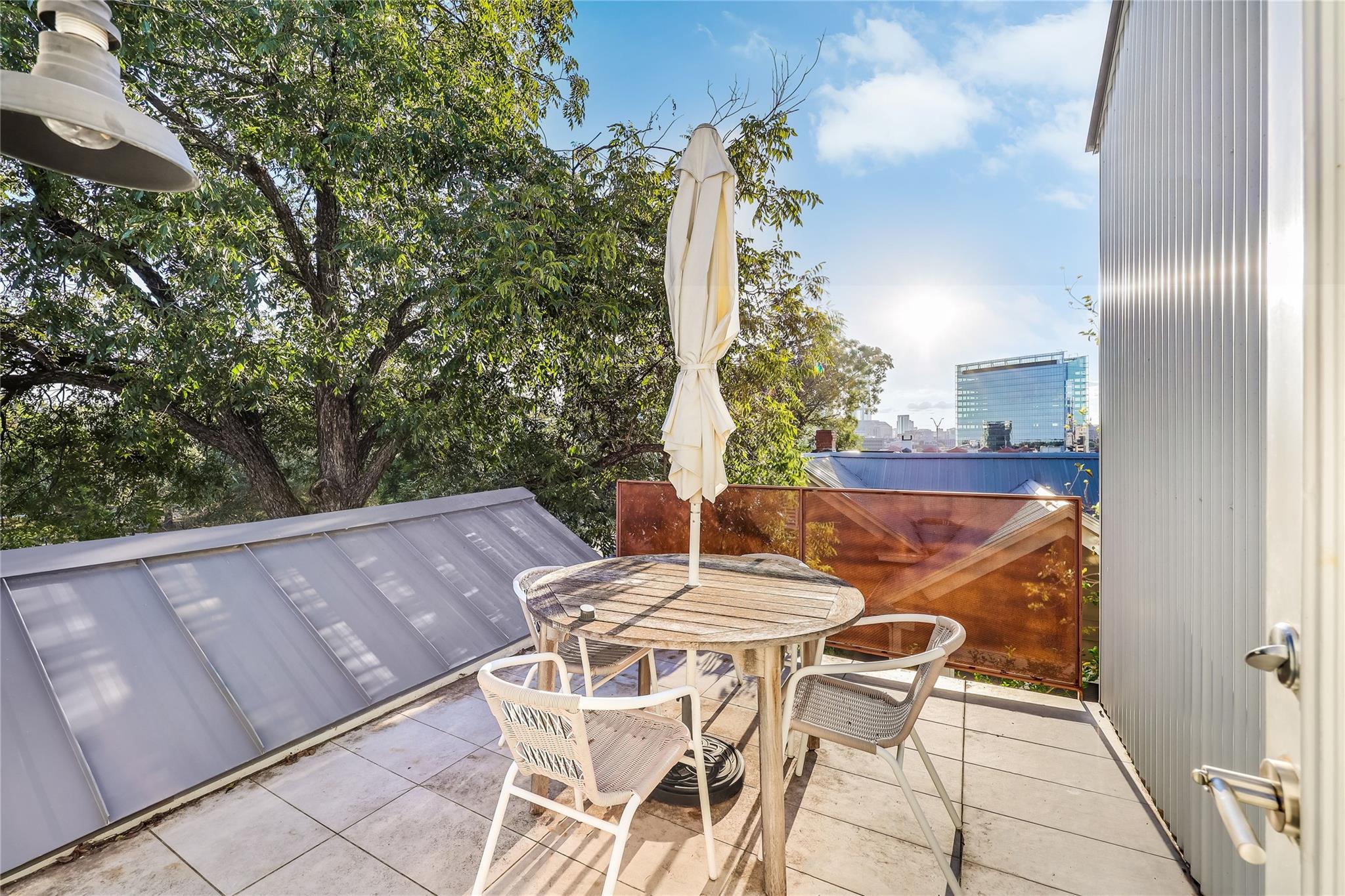 906 E 14th ST # A, Austin TX 78702
