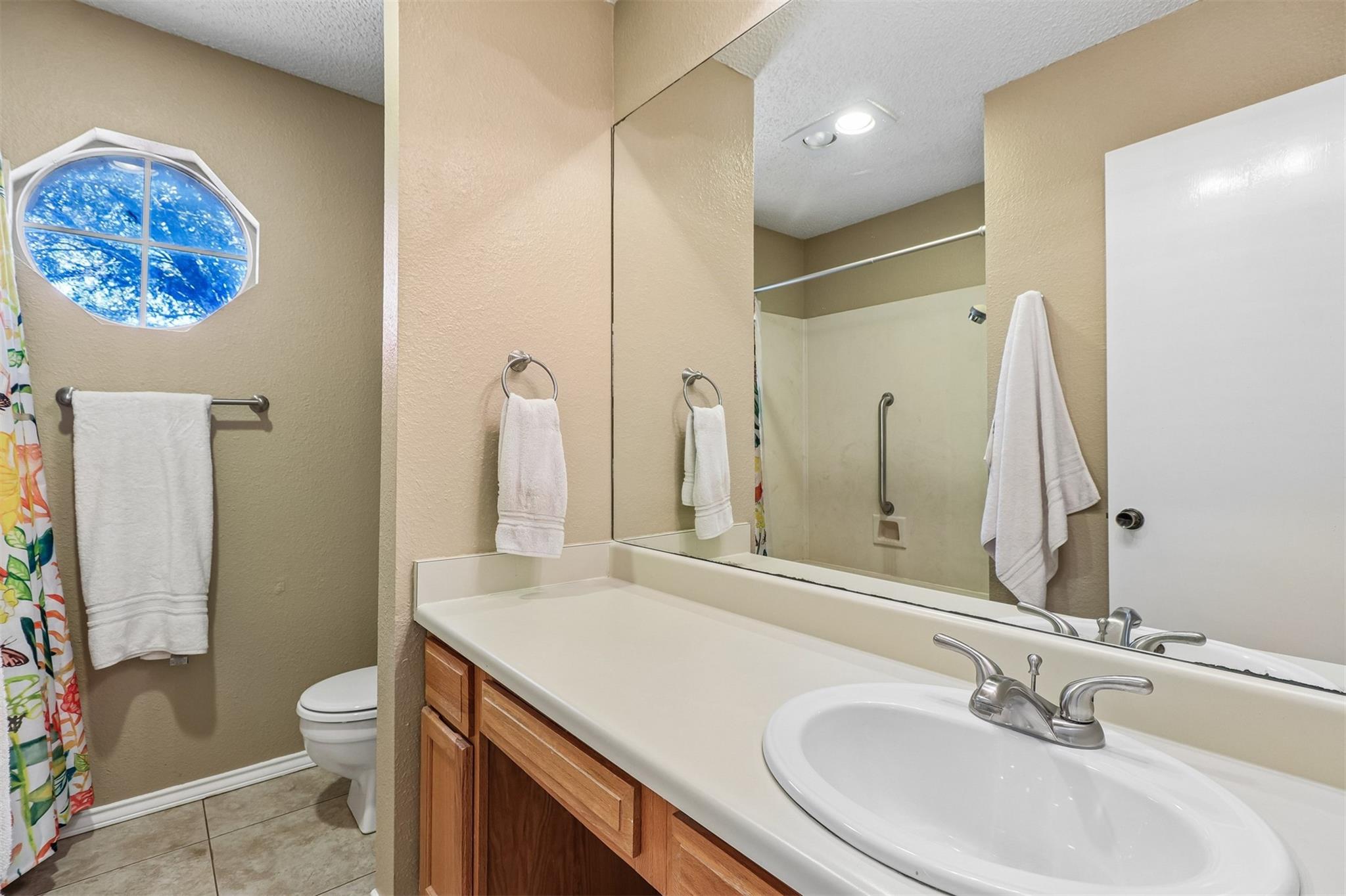12513 Hunters Chase DR, Austin TX 78729