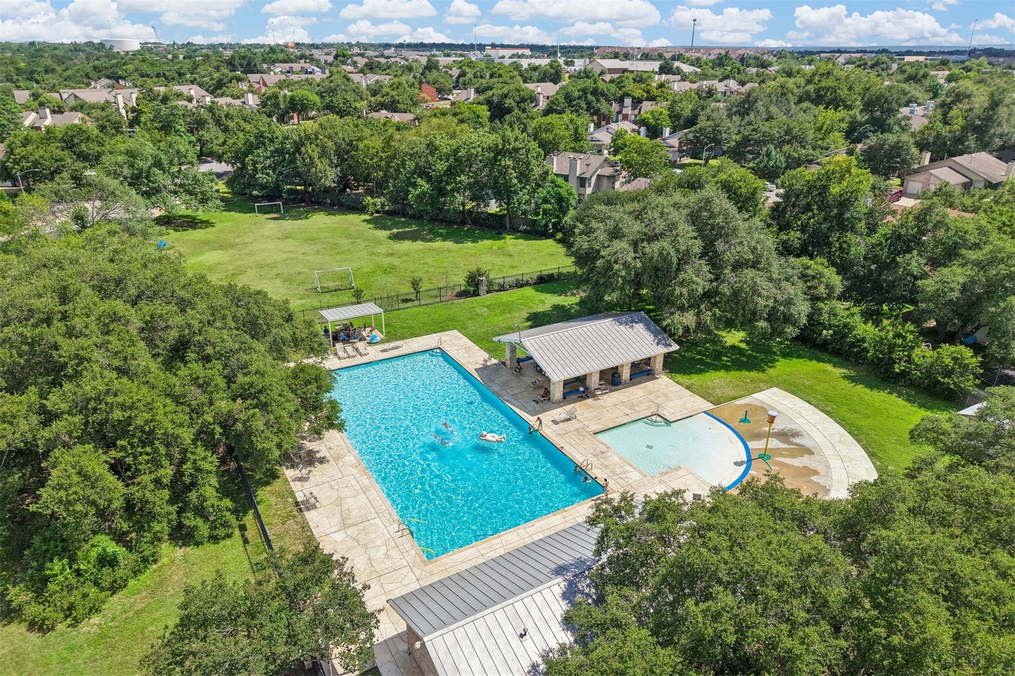 12513 Hunters Chase DR, Austin TX 78729