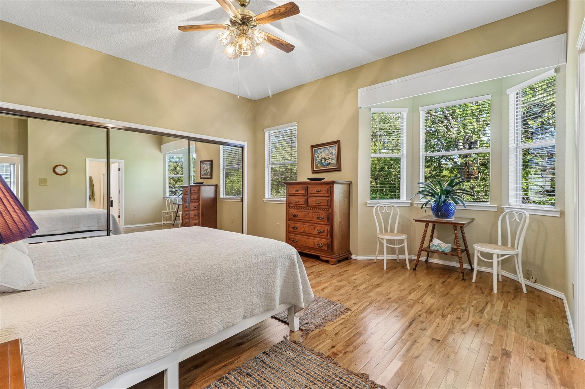 12513 Hunters Chase DR, Austin TX 78729