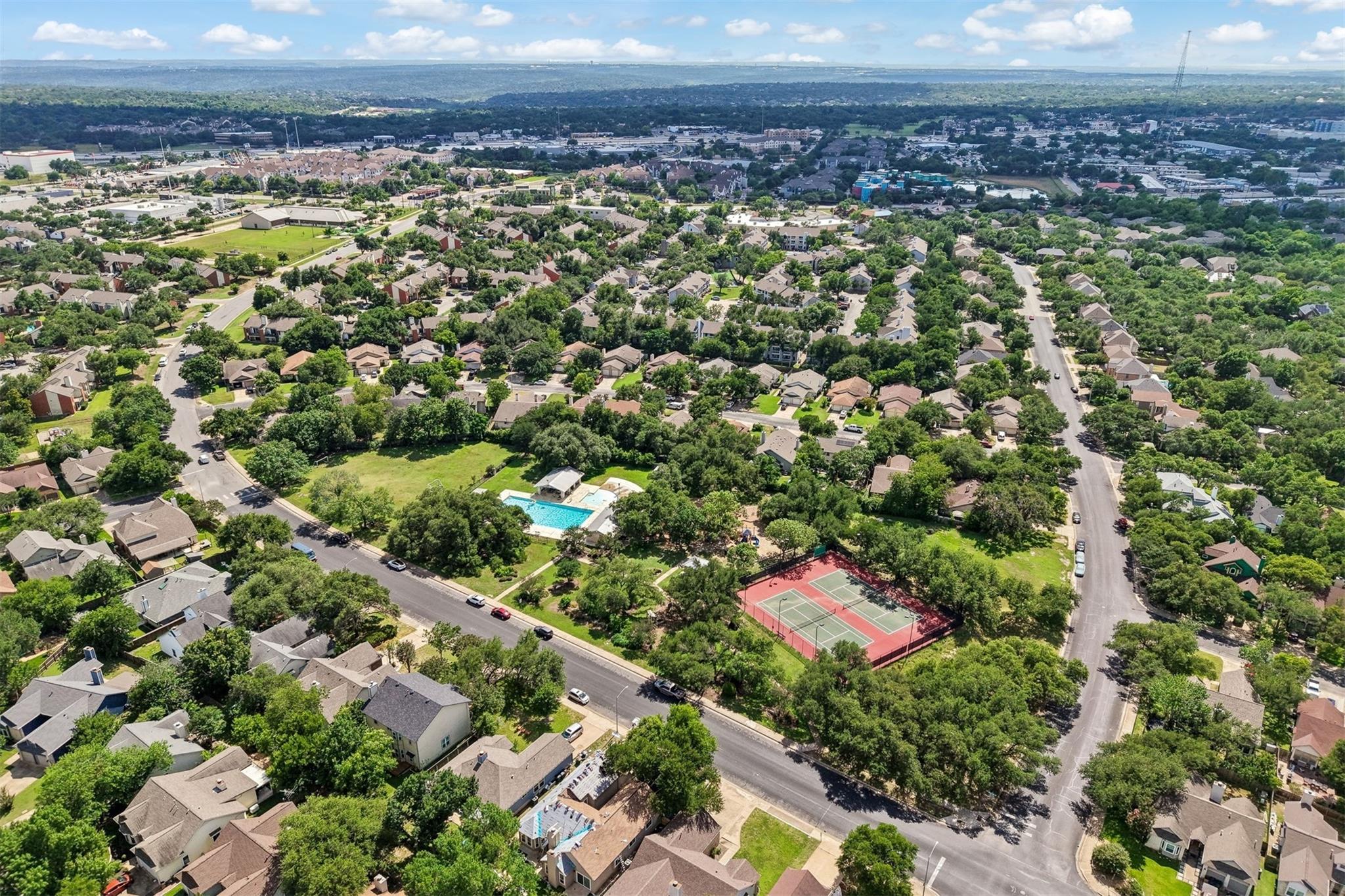 12513 Hunters Chase DR, Austin TX 78729