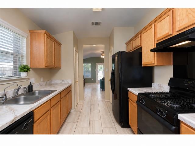 11701 Raymond C Ewry LN, Austin TX 78748