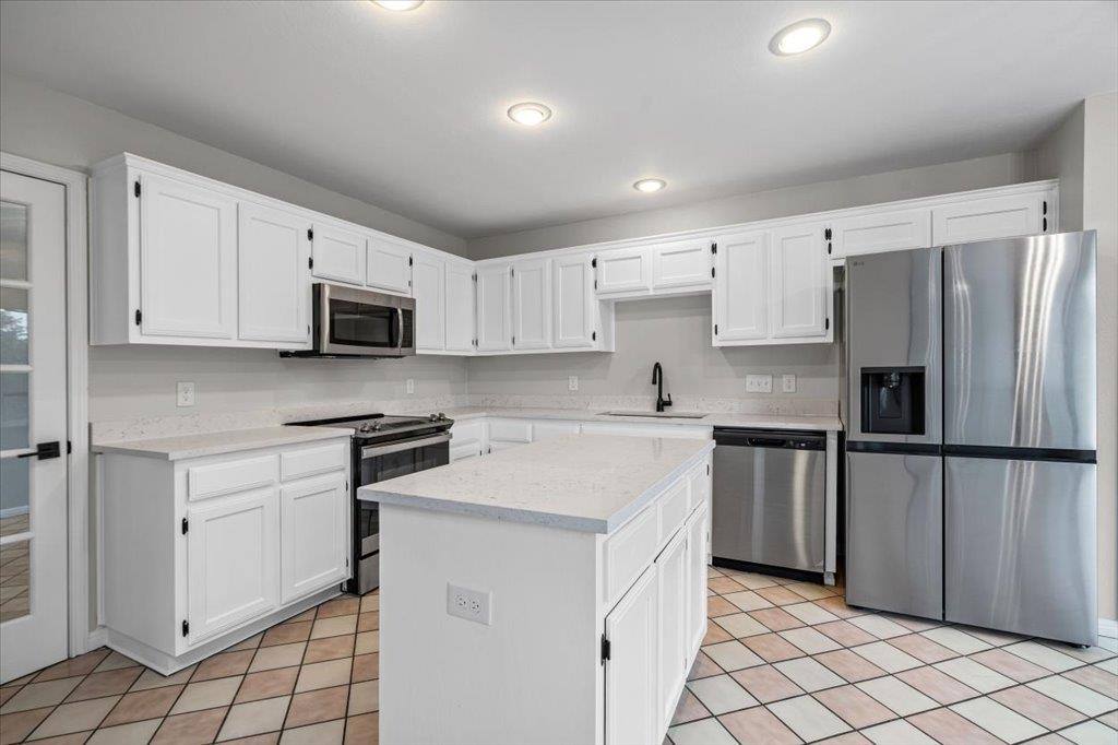 8800 Mariscal Canyon DR, Austin TX 78759