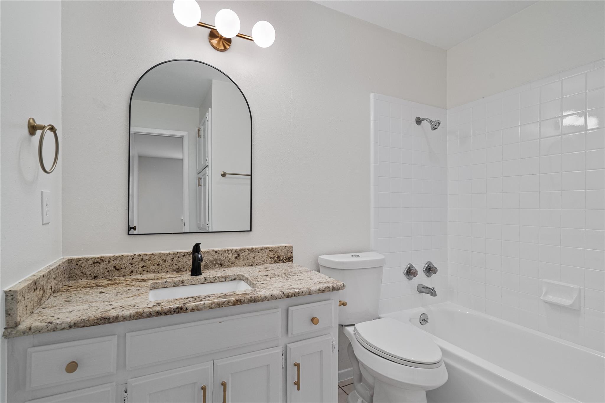 2907 Pearl ST # 102, Austin TX 78705