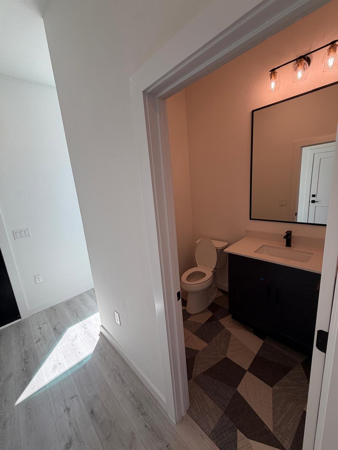 2000 Riverside Farms Road, Unit 12101 RD # 12101, Austin TX 78741