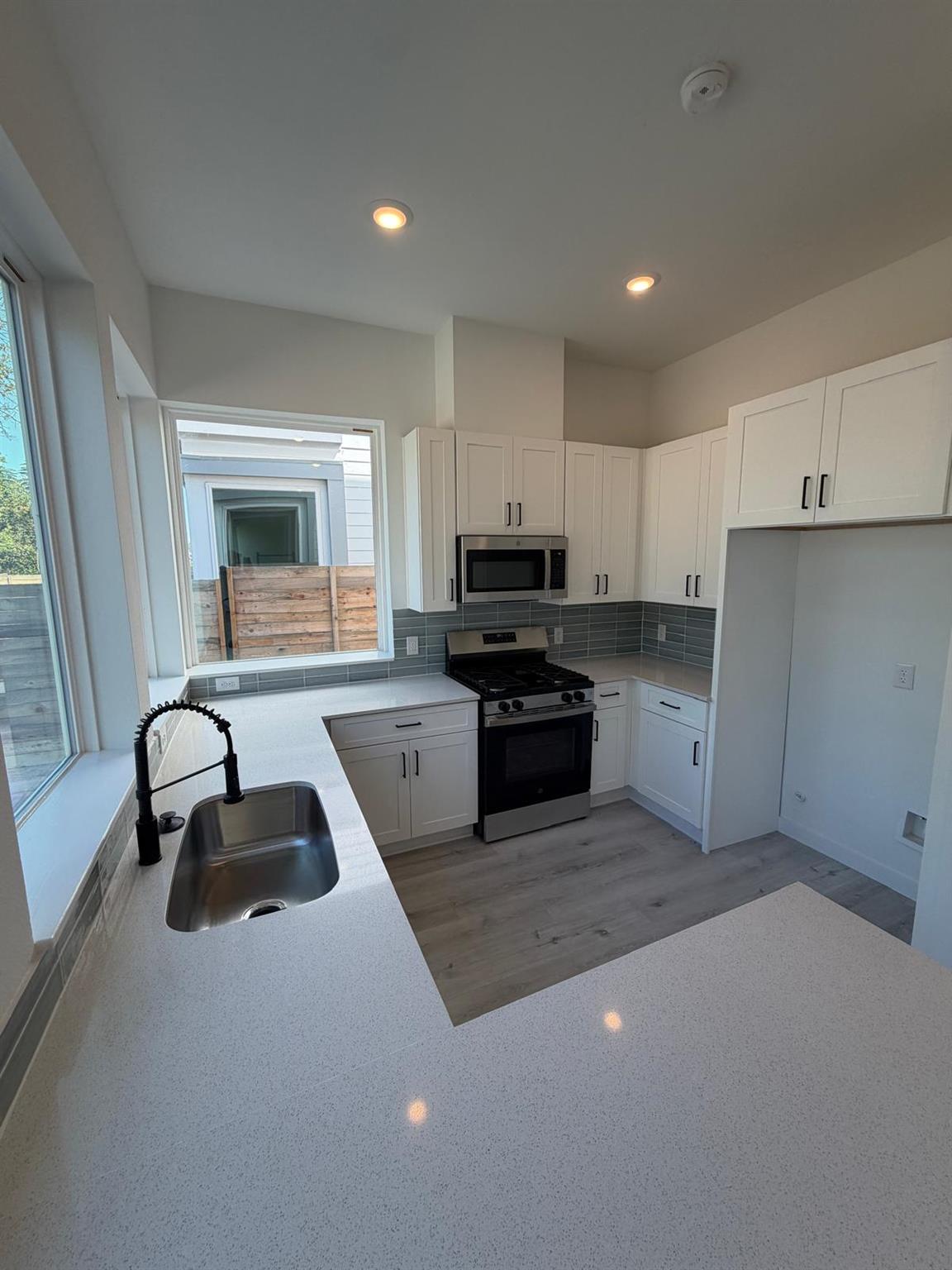 2000 Riverside Farms Road, Unit 12101 RD # 12101, Austin TX 78741