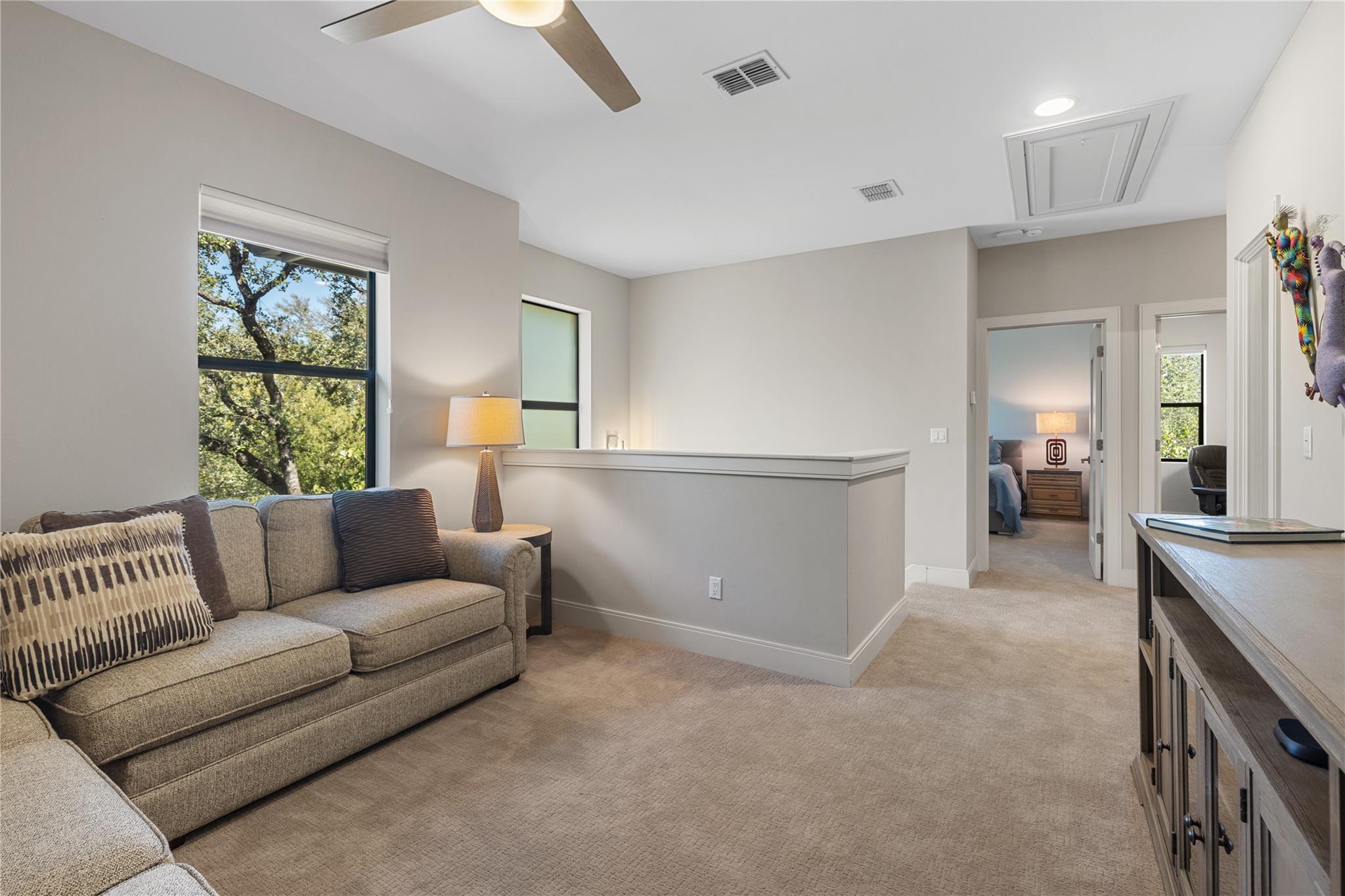 5615 McCarty LN, Austin TX 78749