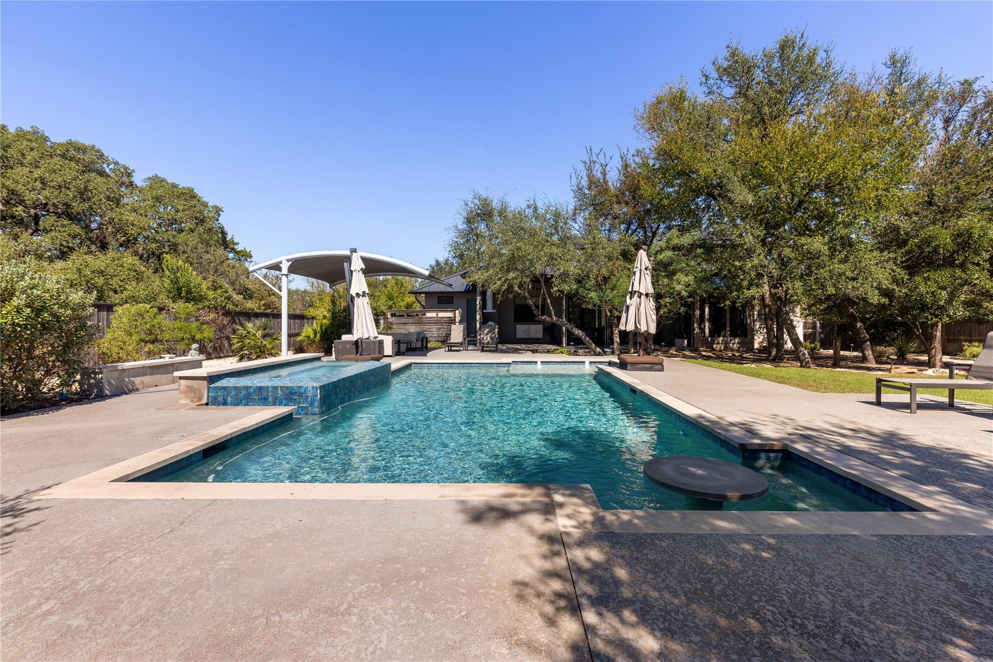 5615 McCarty LN, Austin TX 78749