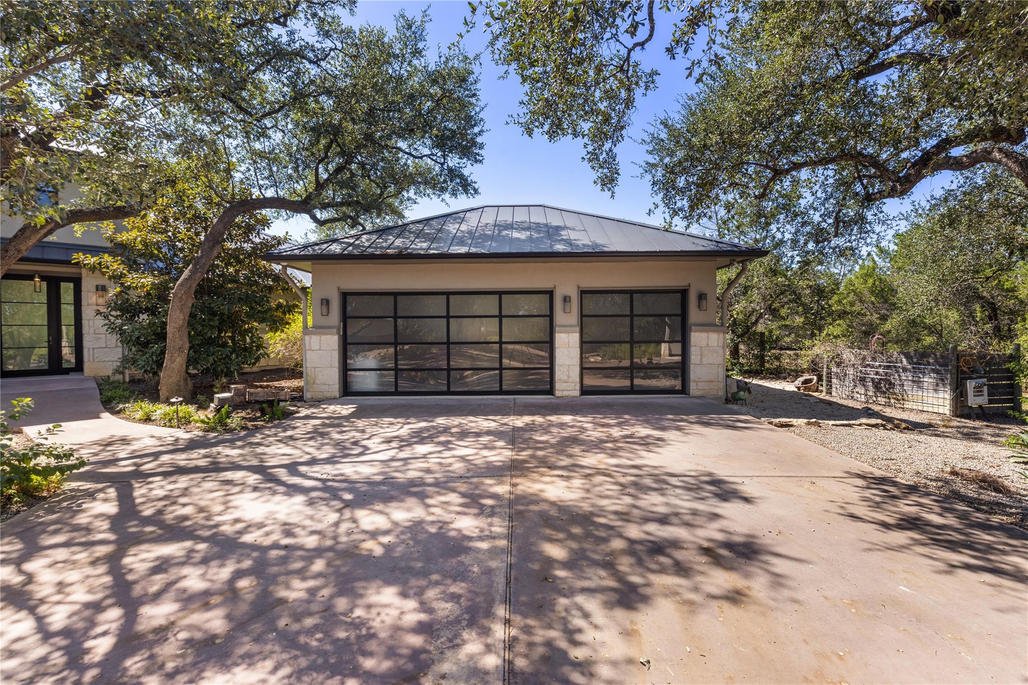 5615 McCarty LN, Austin TX 78749