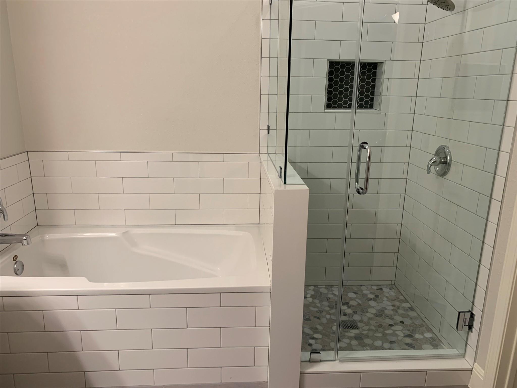 6701 Covered Bridge DR # 41, Austin TX 78736
