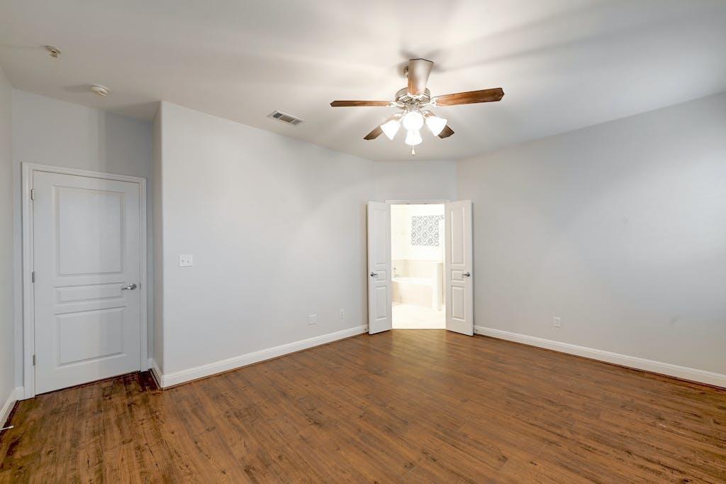 6701 Covered Bridge DR # 41, Austin TX 78736