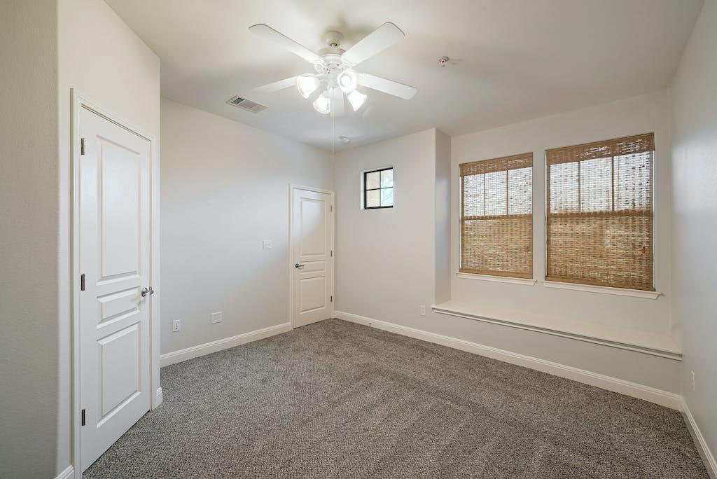 6701 Covered Bridge DR # 41, Austin TX 78736