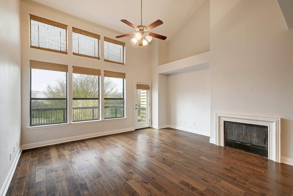 6701 Covered Bridge DR # 41, Austin TX 78736