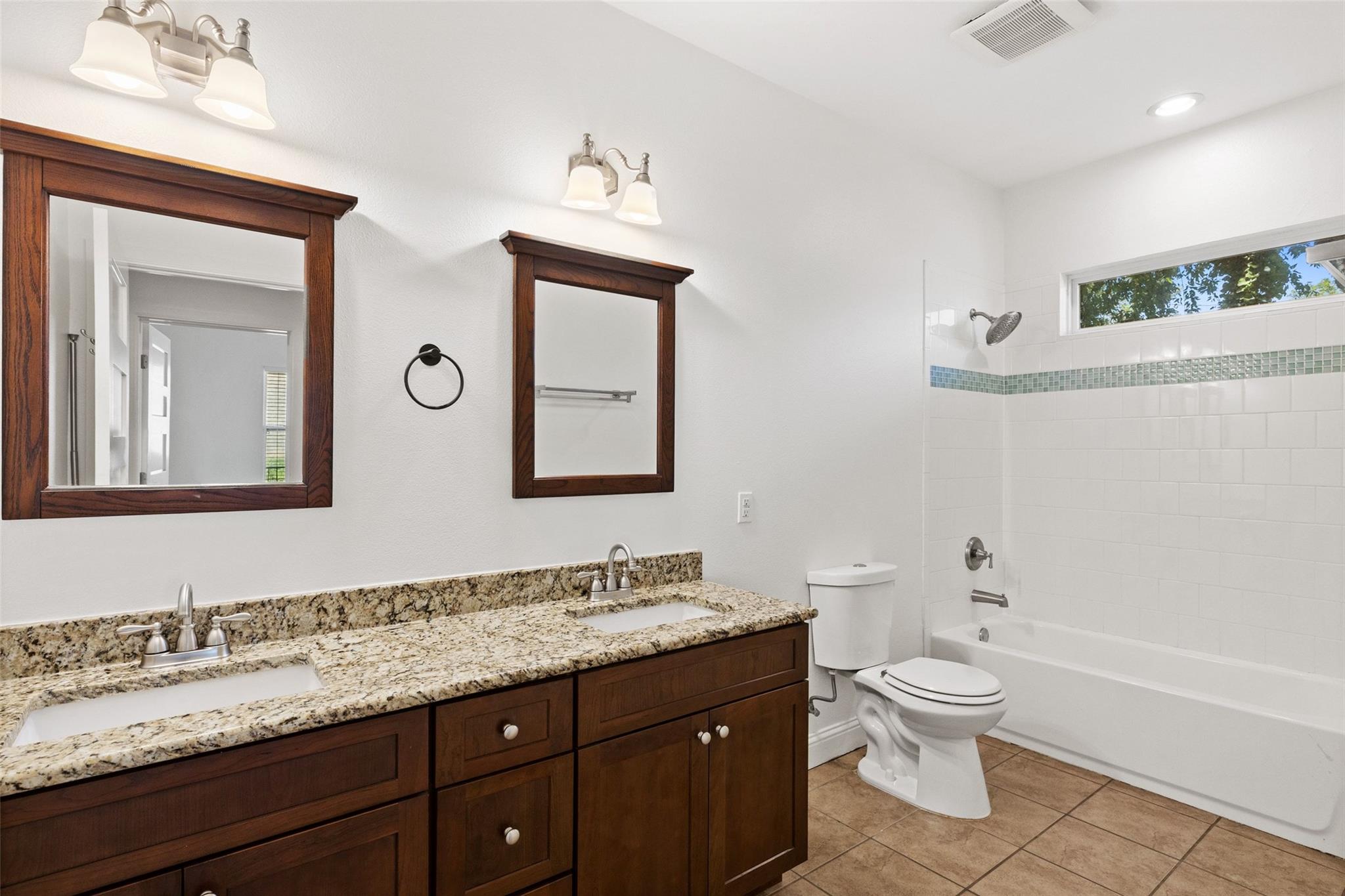 3203 E 18th ST, Austin TX 78721