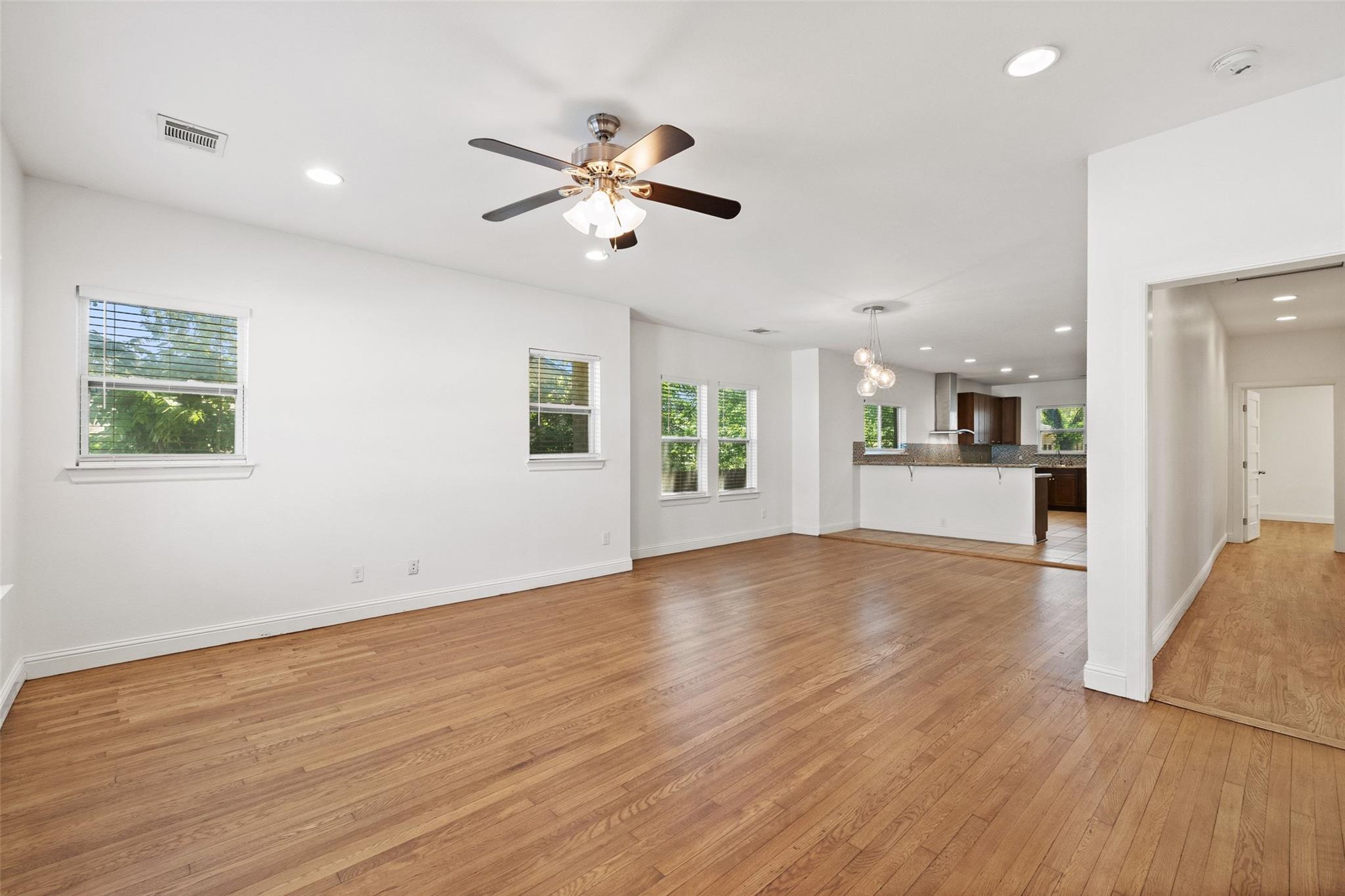3203 E 18th ST, Austin TX 78721